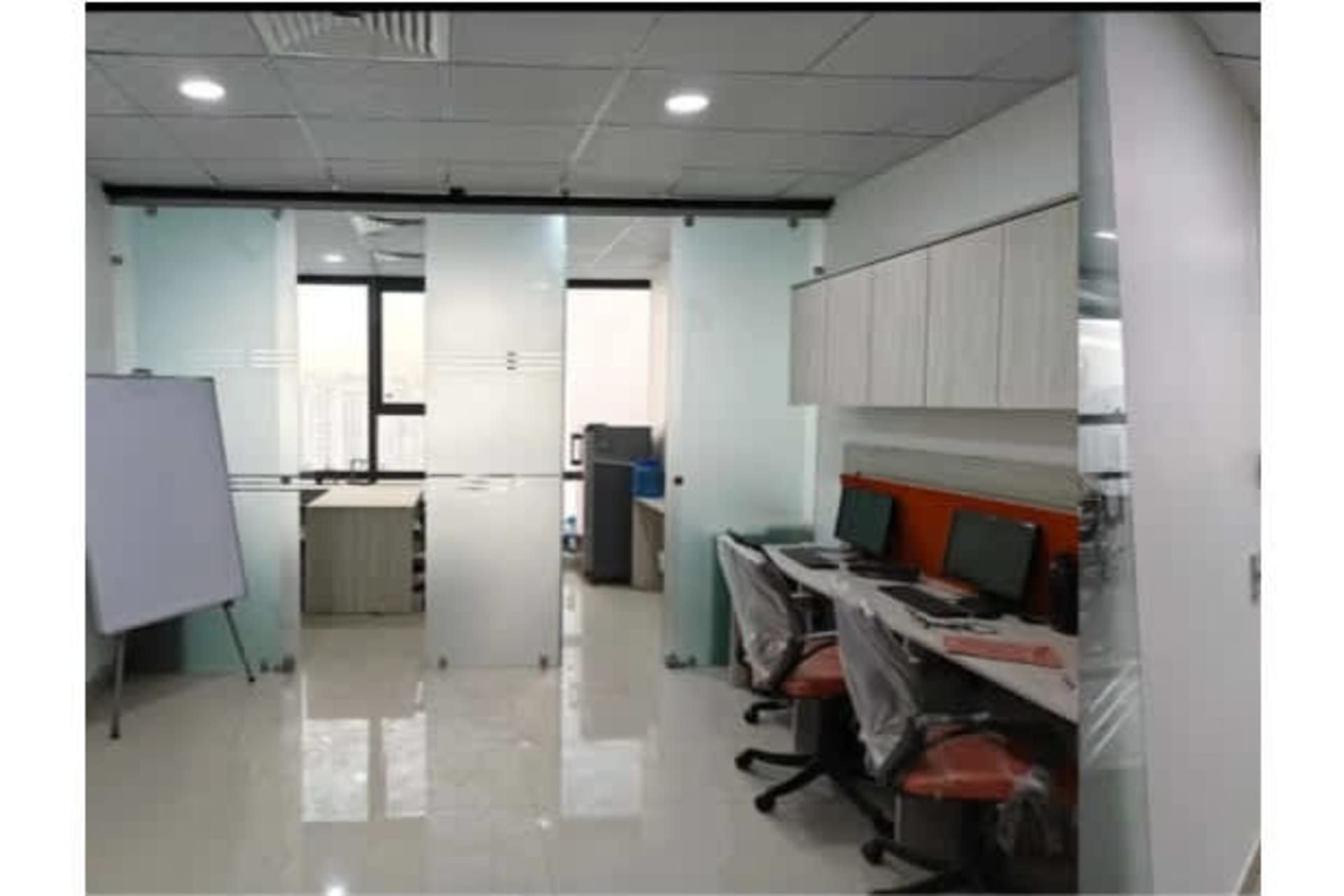 Galaxy blue sapphire plaza coworking space in Sector 4, Noida