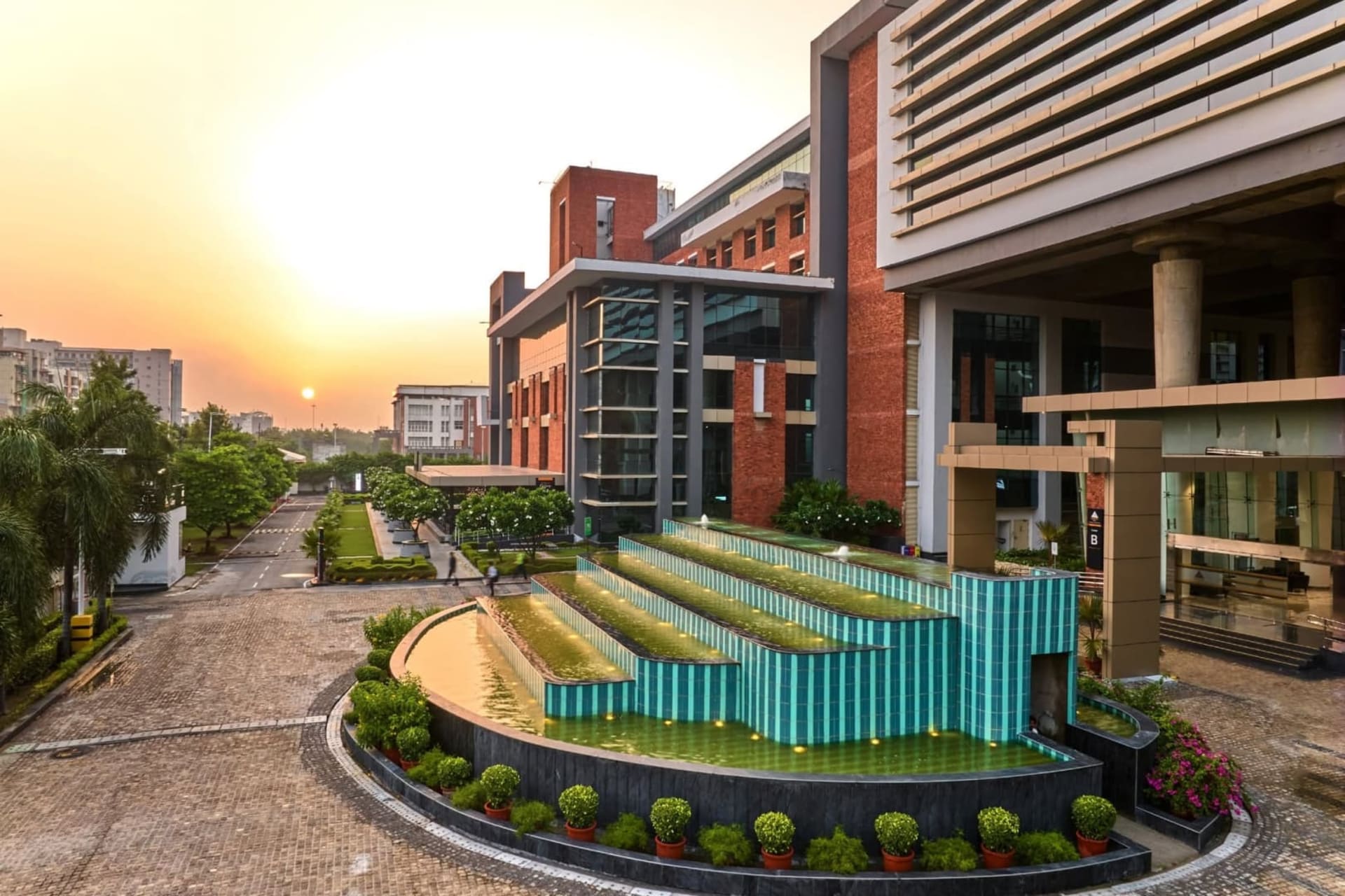 Embassy Galaxy Business Park Block C - coworking space