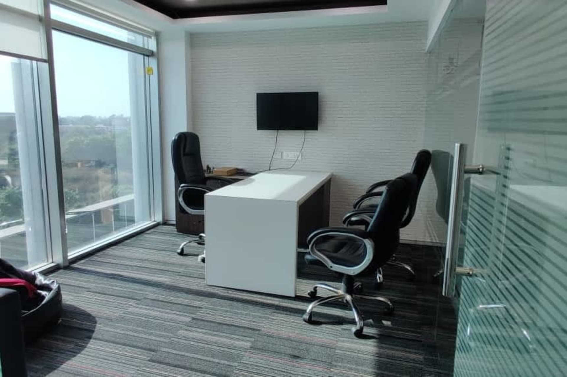 Get Set Office conference rooms in Sector 38 Gurgaon, Gurgaon