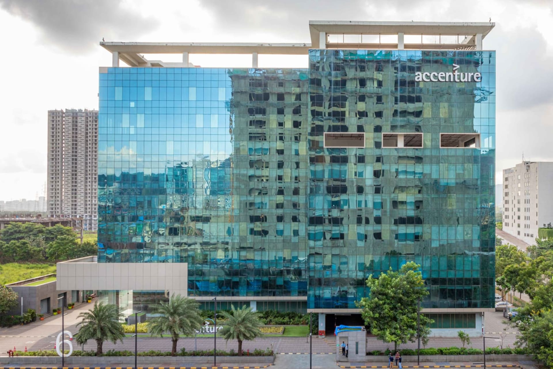 Gigaplex IT Park - Building No. 6 - coworking space