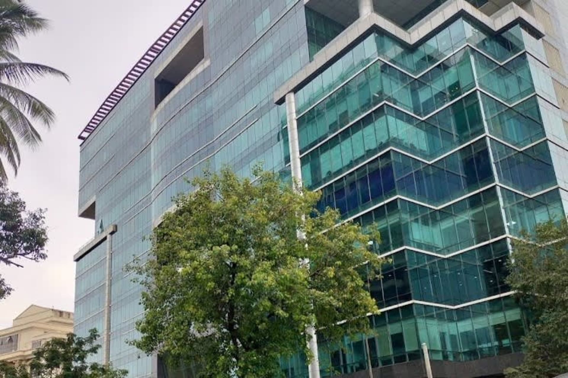 Hallmark Business Plaza - coworking space