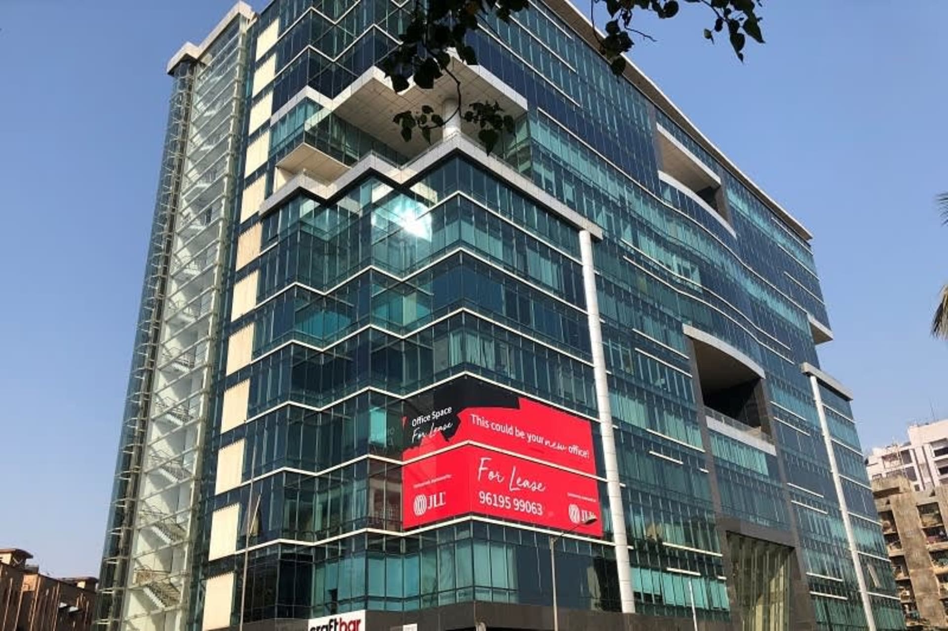 Hallmark Business Plaza - coworking space