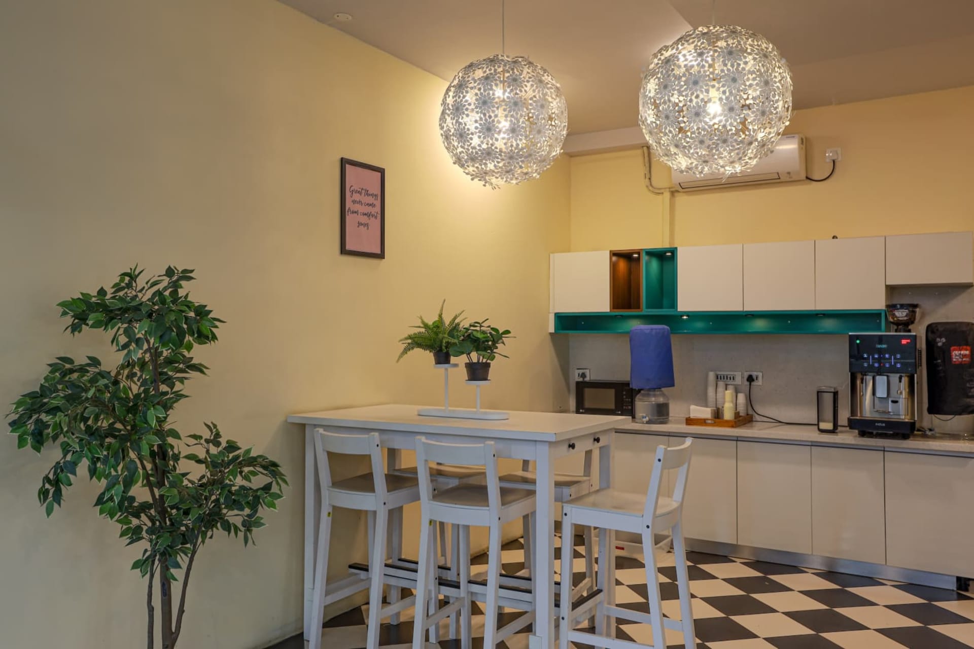 Honeykomb - coworking space