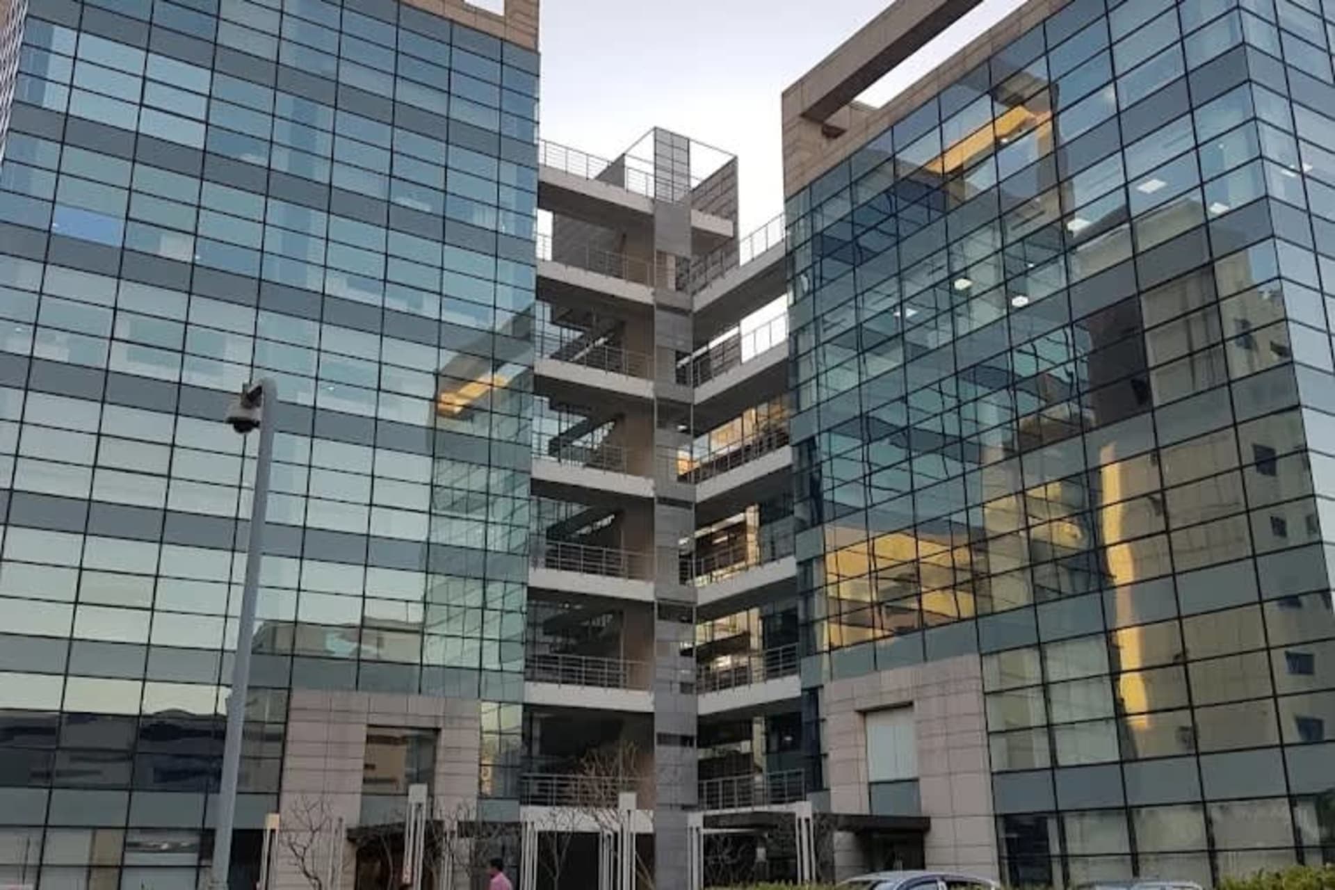 IGL Tower - Tower 1 - coworking space
