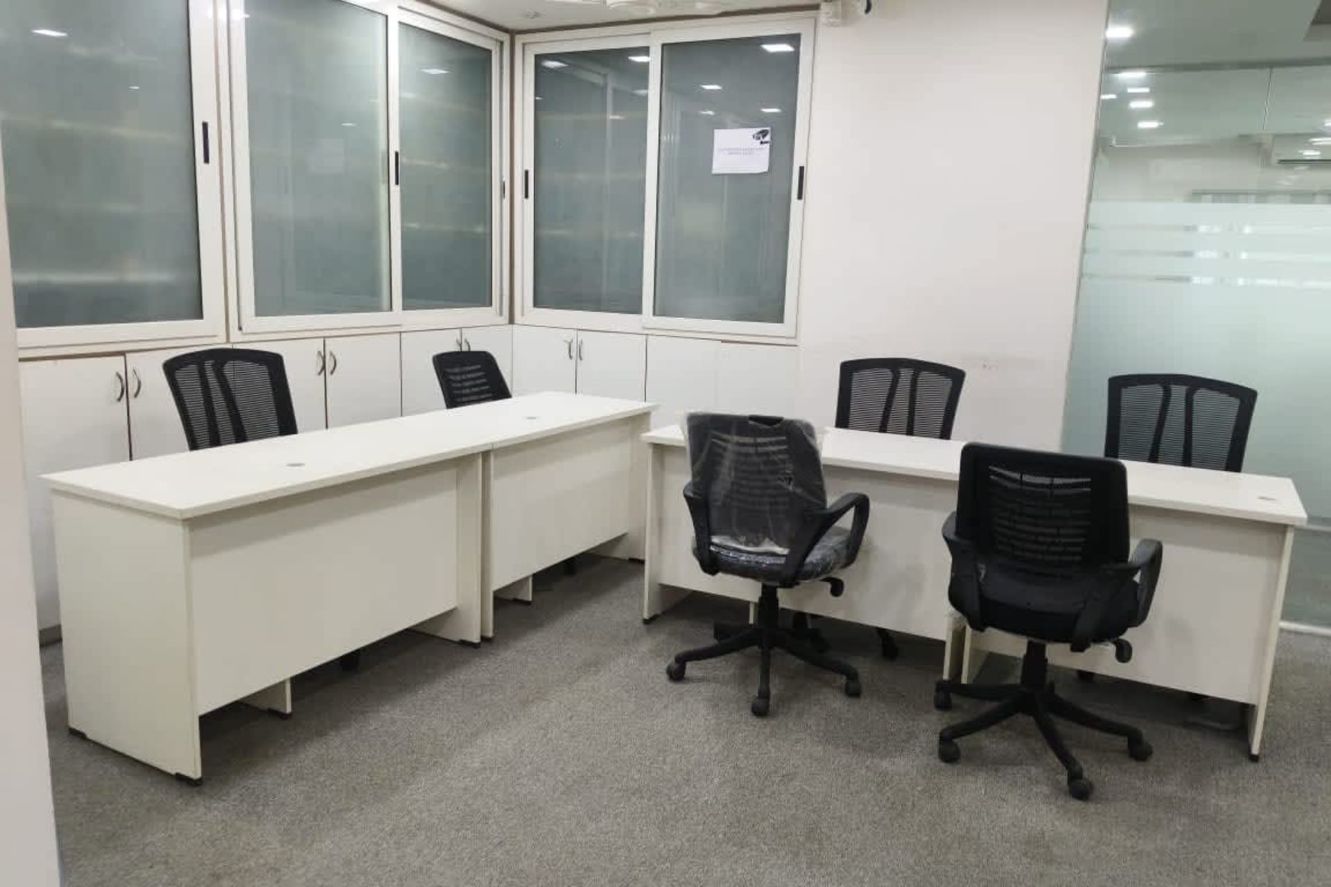 Ikashi Coworking - coworking space