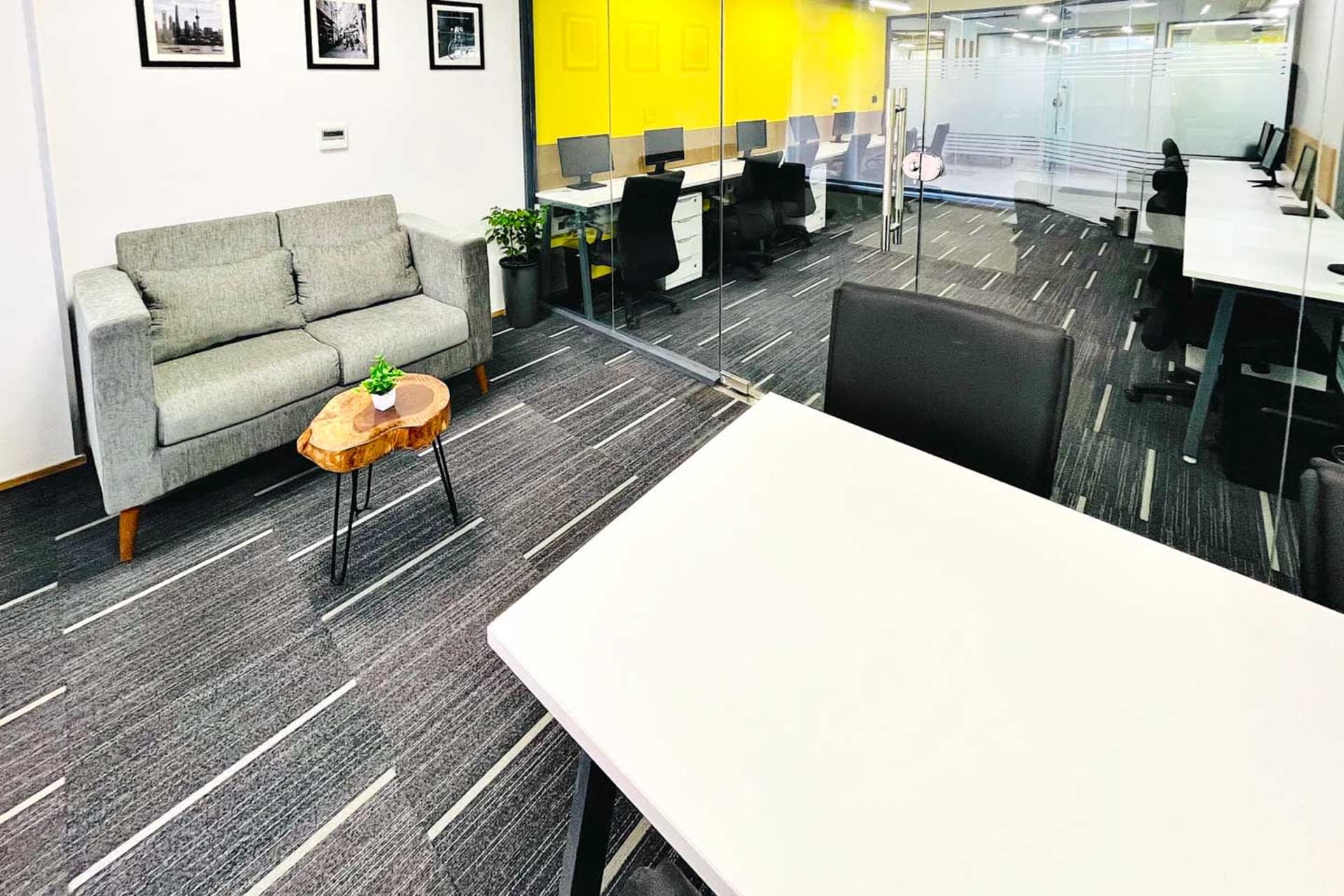 Iksana Workspaces CPL-1 Tower