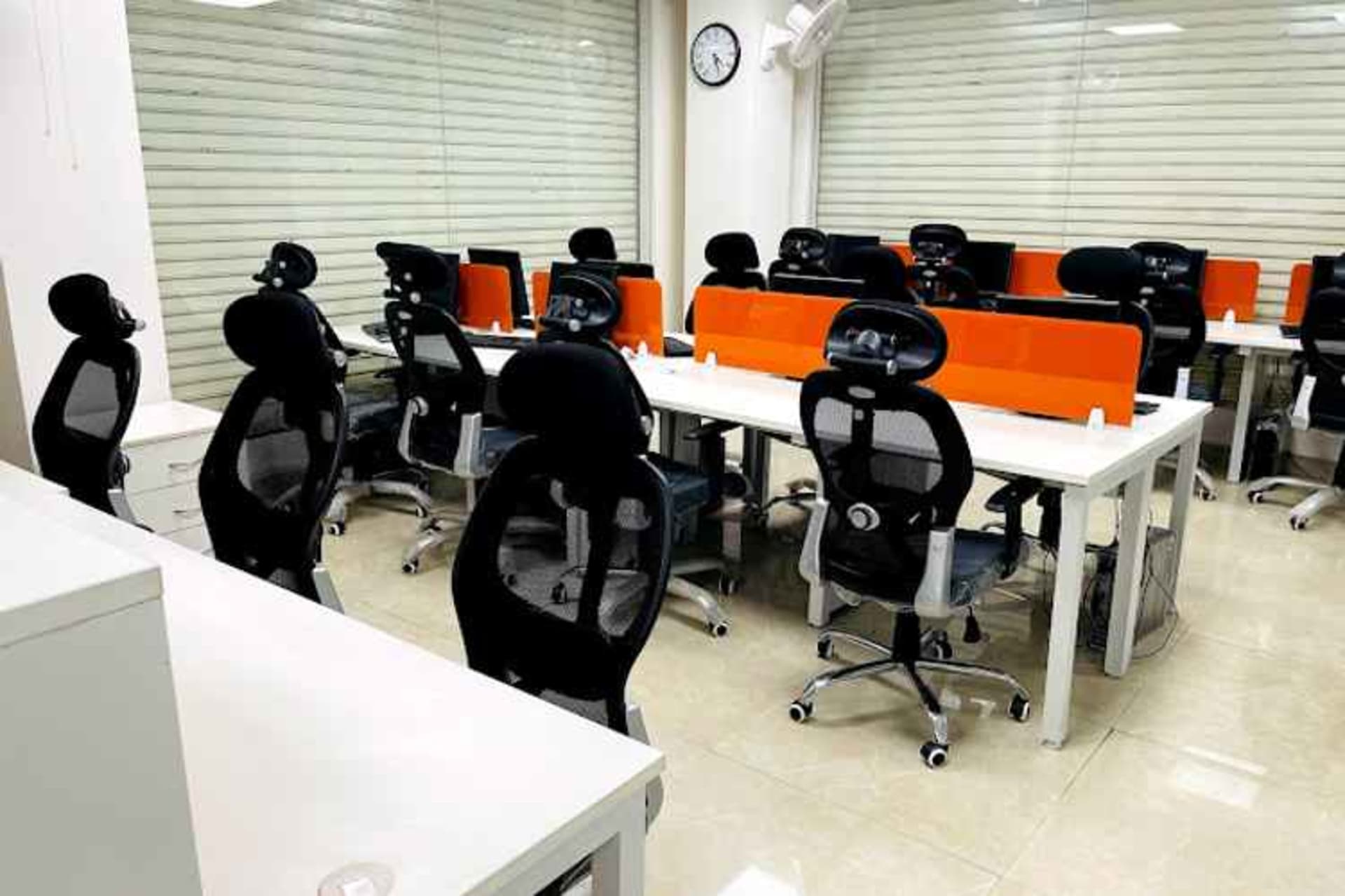 INCUGUS Cowork undefined