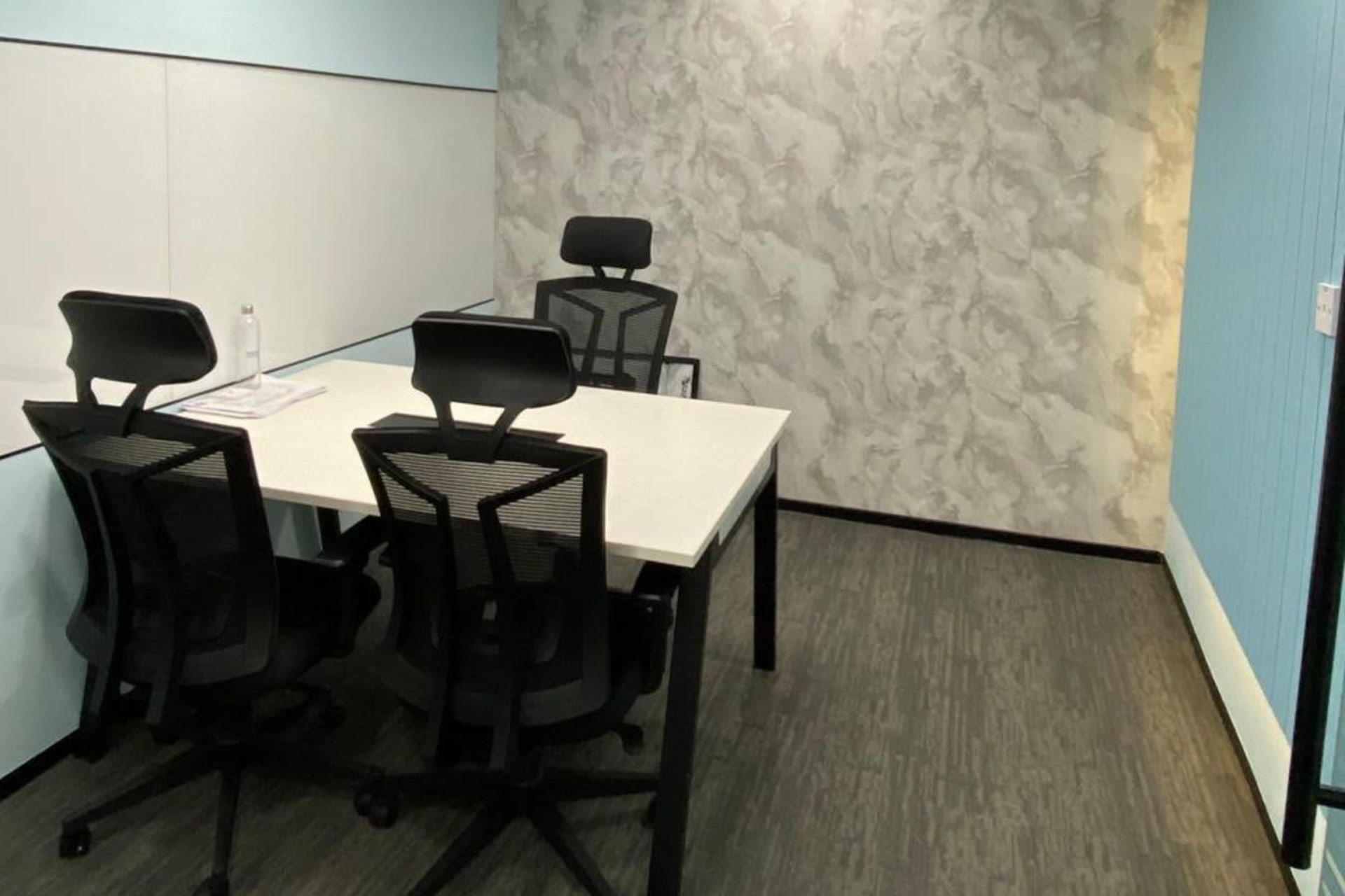 Incuspaze meeting rooms in Sector 90, Noida