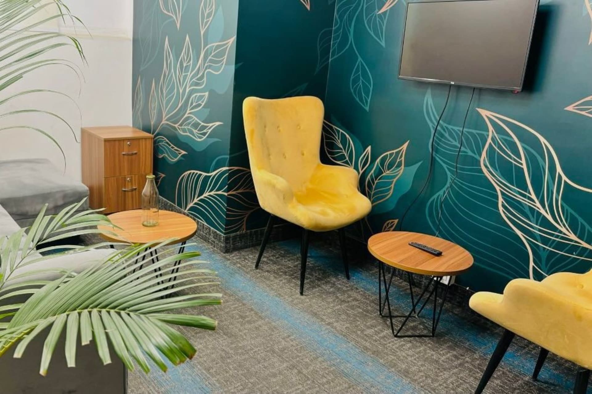 IA Spaces by India Accelerator board rooms in Golf Course Road Extension, Gurgaon