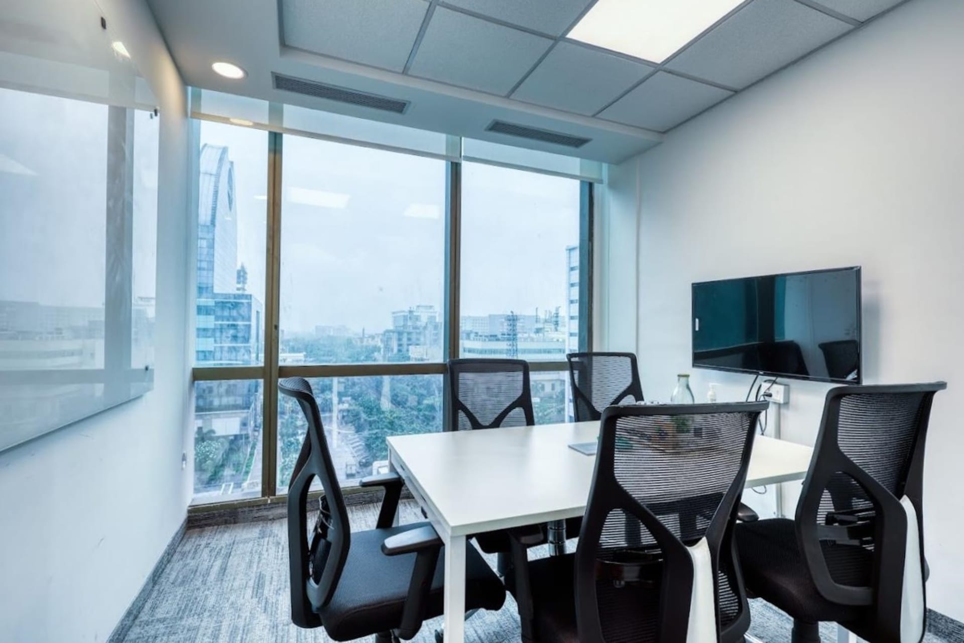 IA Spaces by India Accelerator training rooms in Sector 62, Noida