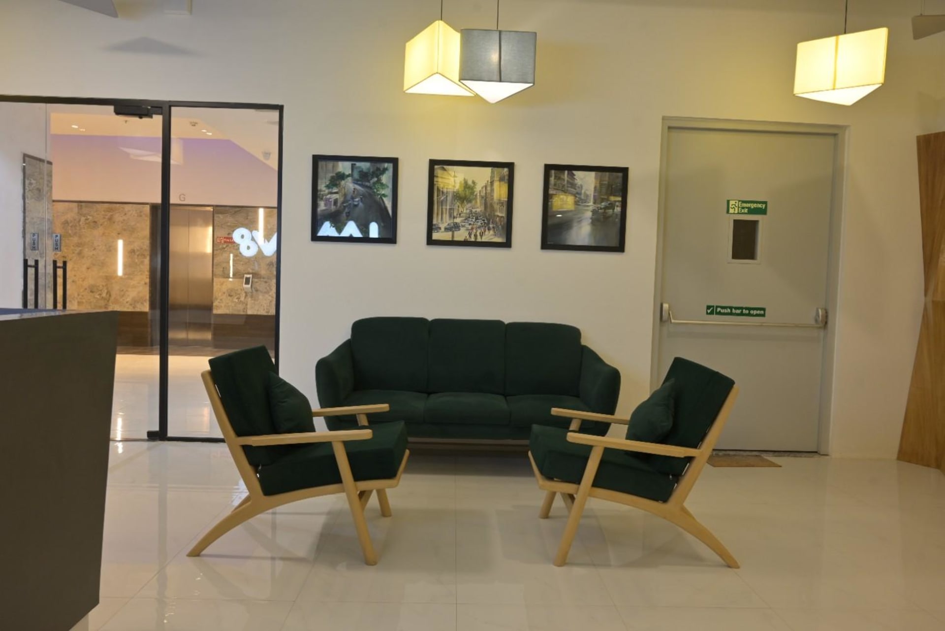 Innov8  - flexi-desk