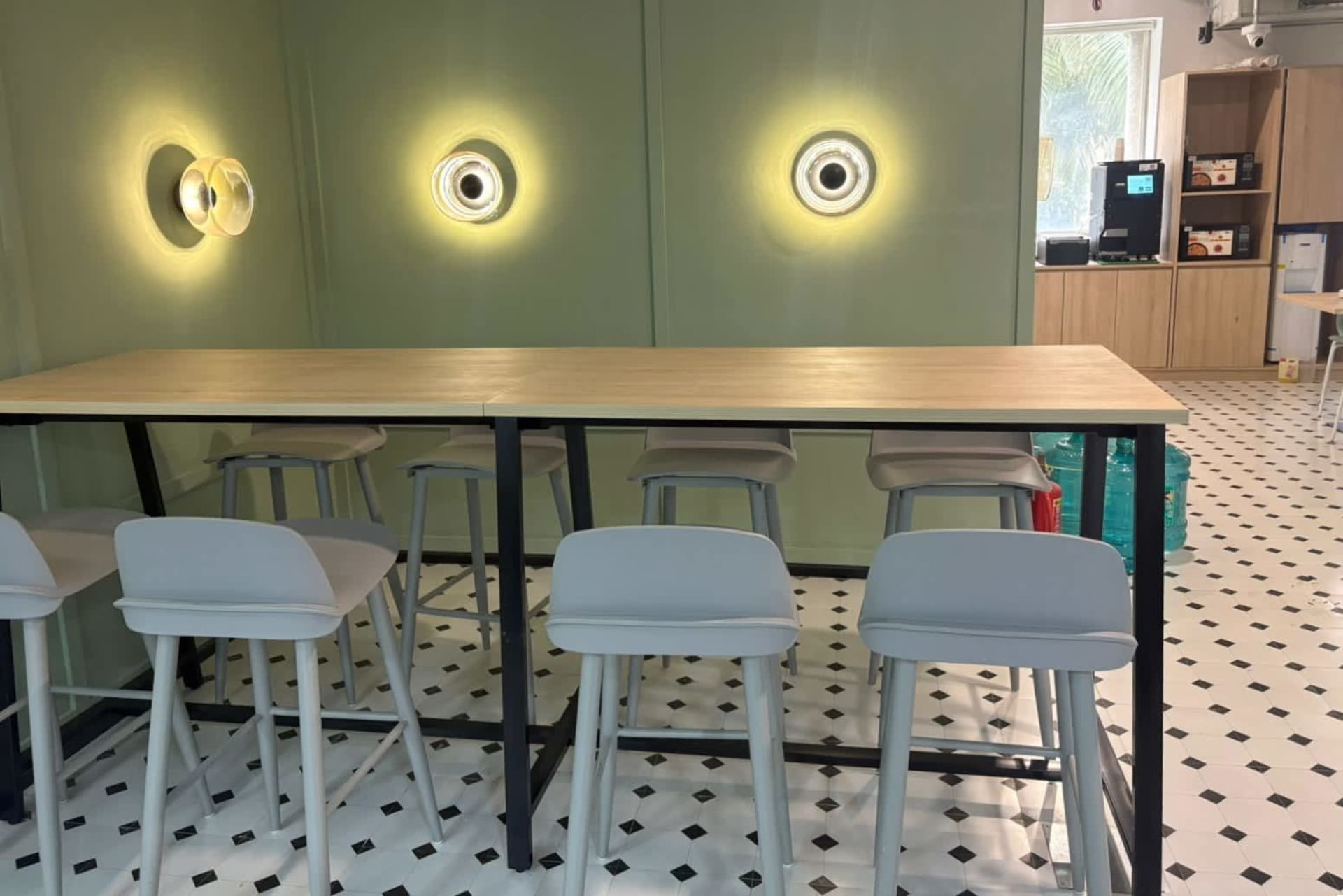 Innov8 - coworking space