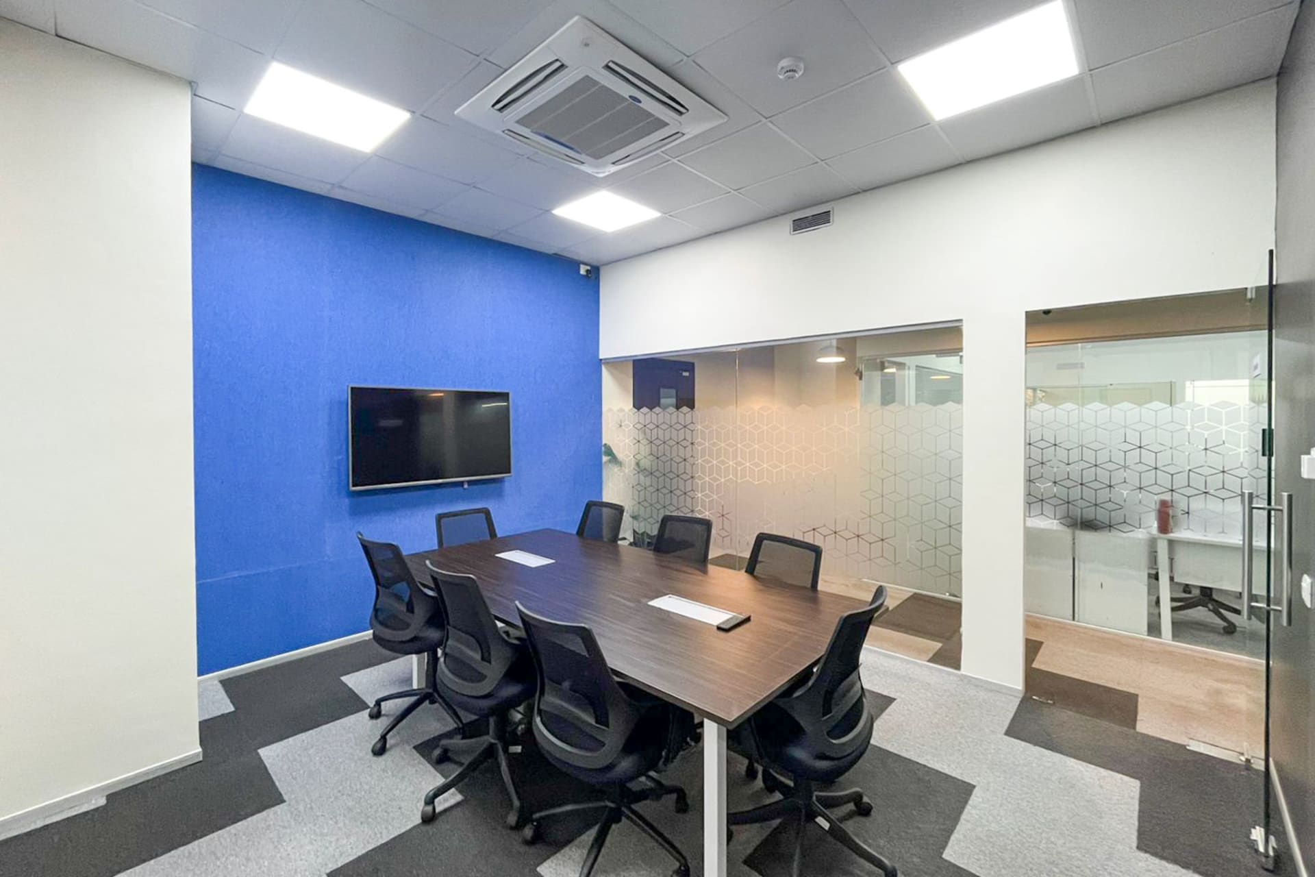 Innov8 conference rooms in Kalyani Nagar, Pune