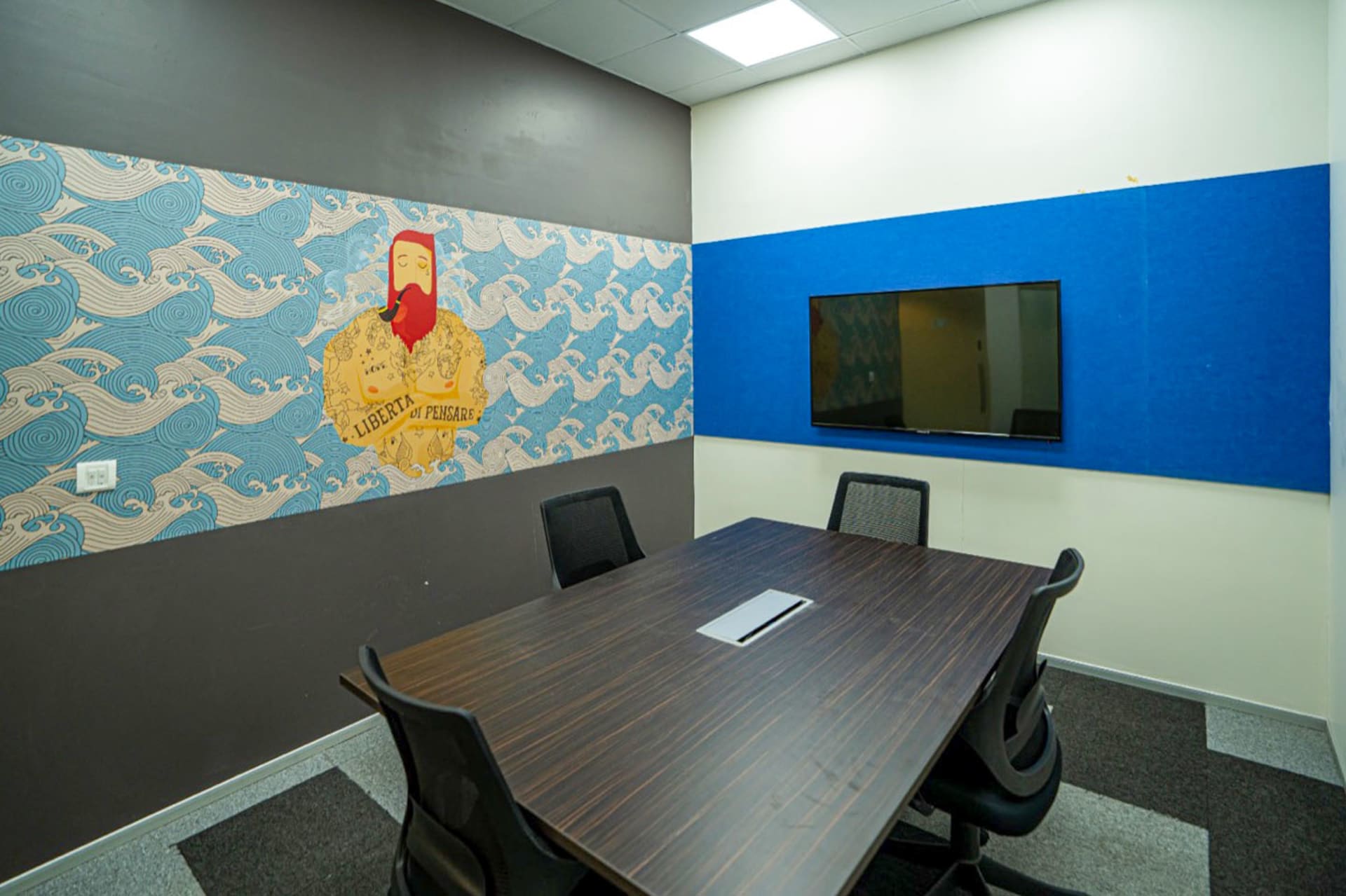 Innov8 - coworking space