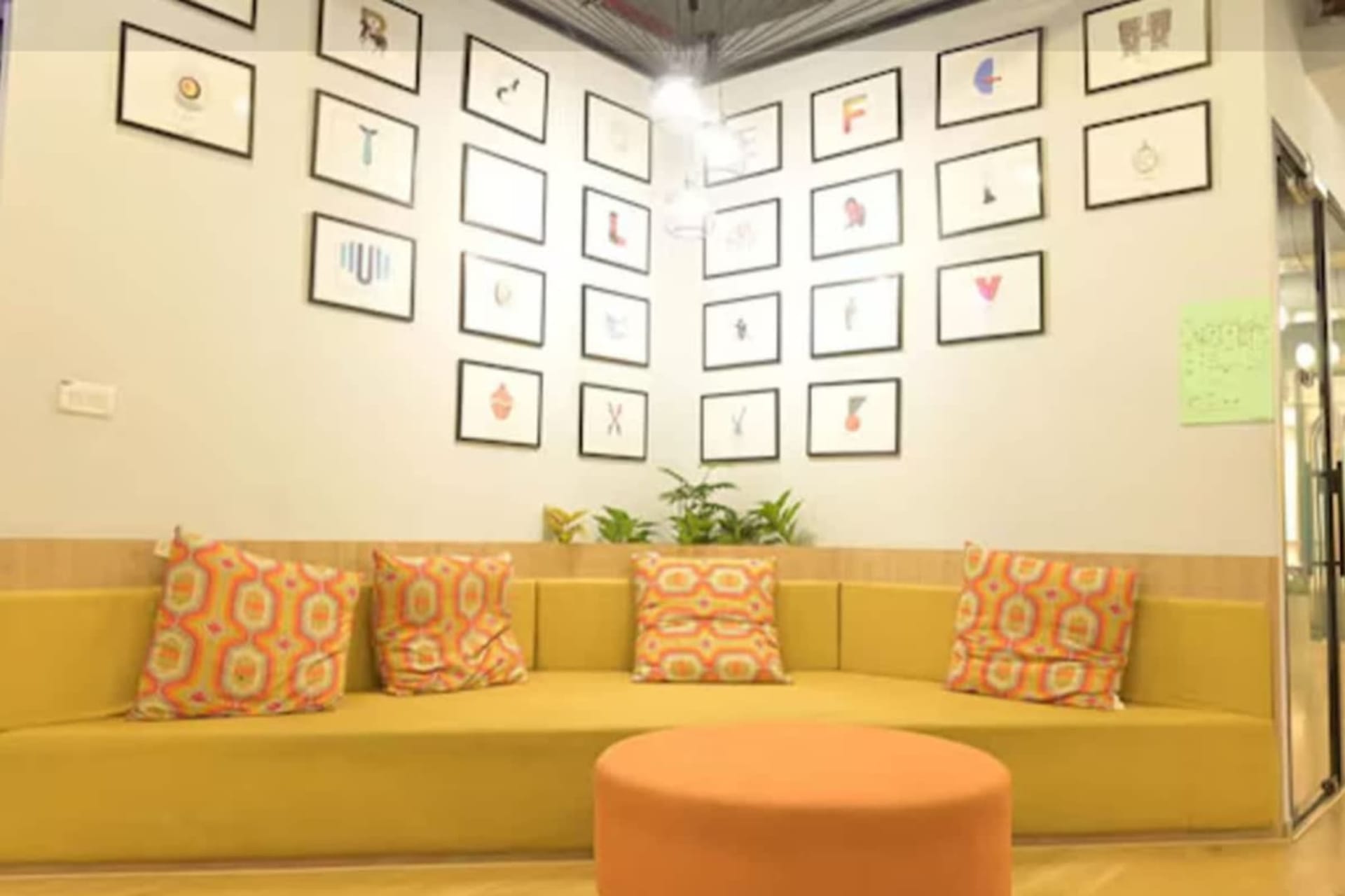Innov8 - coworking space