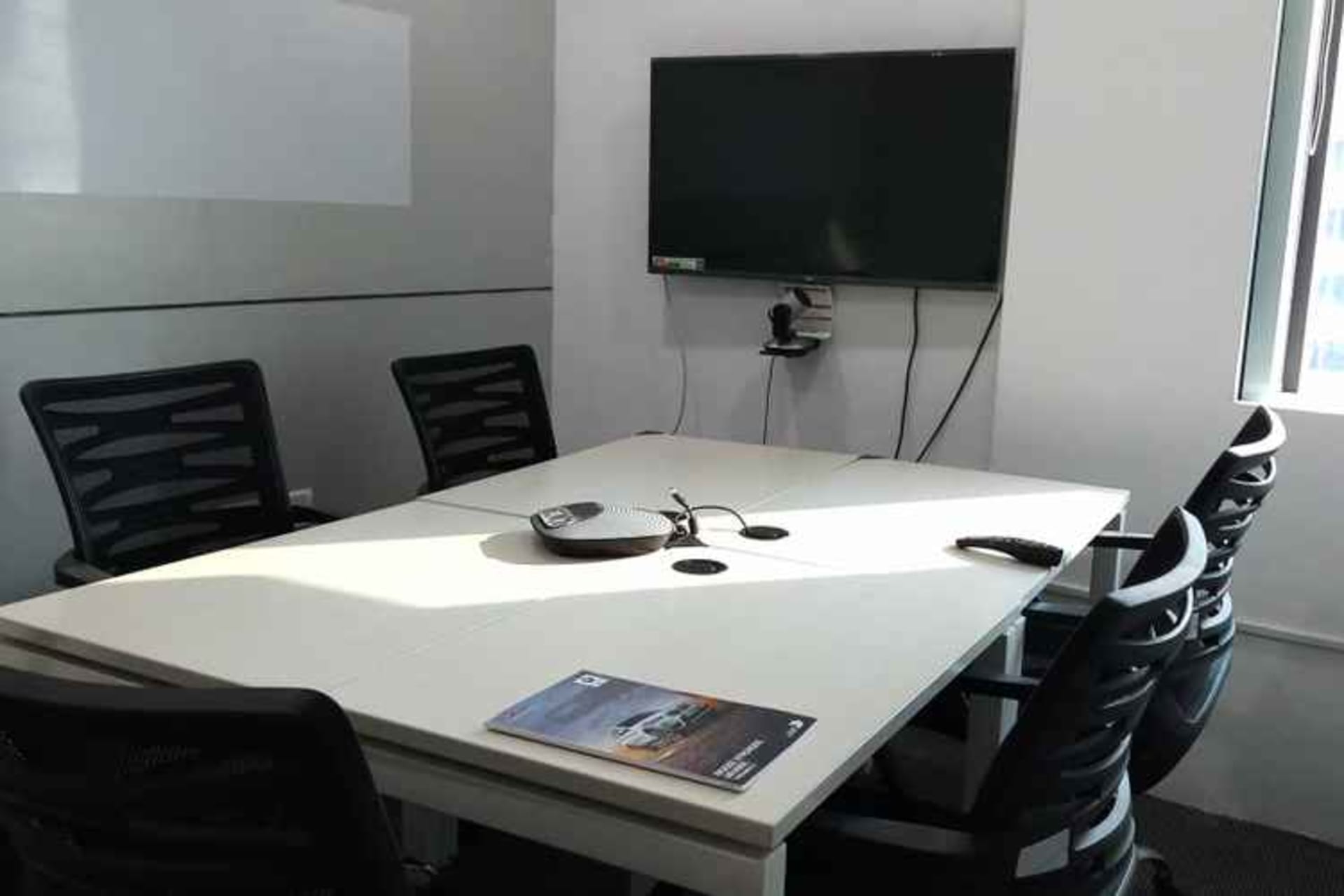 IQBC - IQ Business Center - coworking space