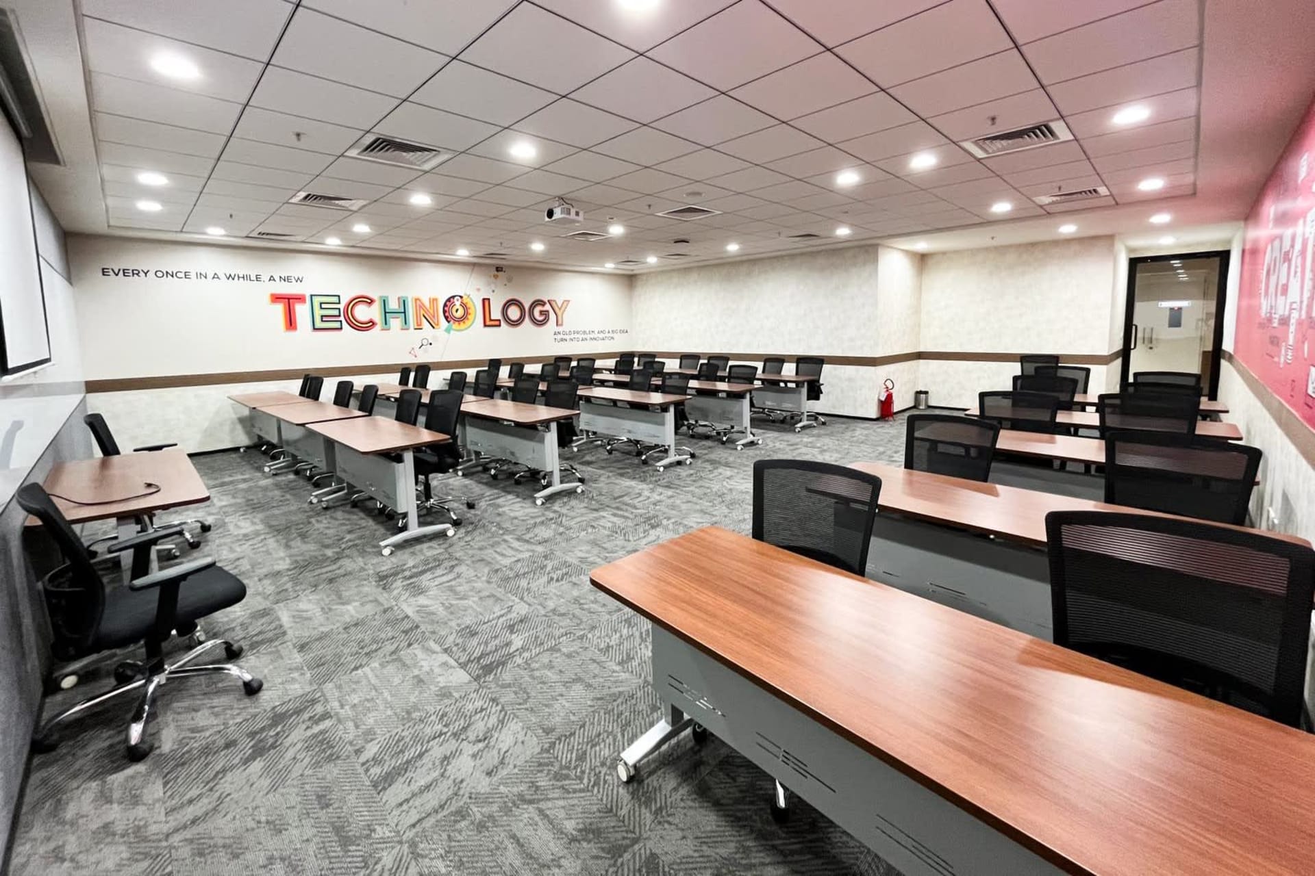 iSprout conference rooms in Huda City Centre, Gurgaon