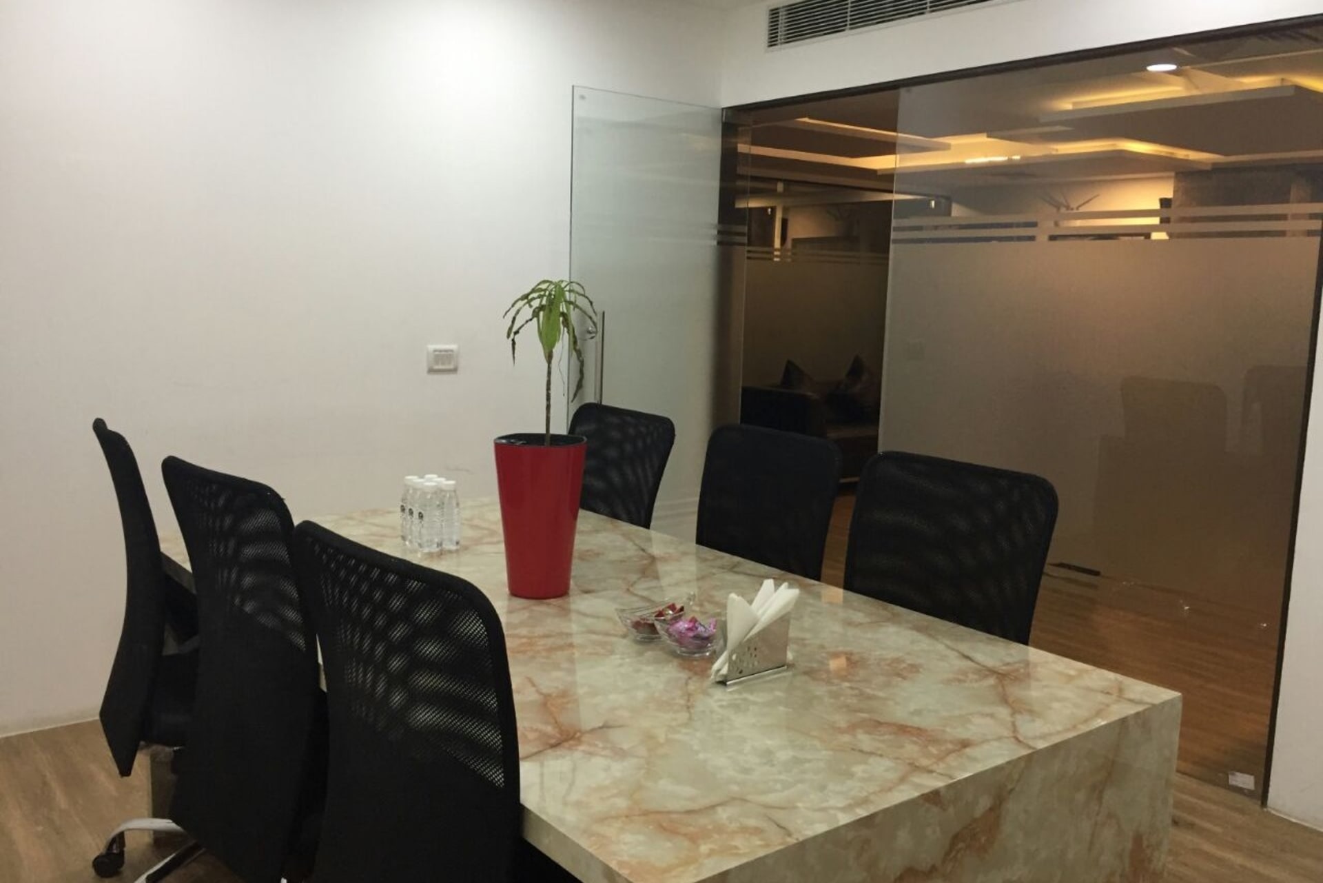 Kaza Business Centre - coworking space