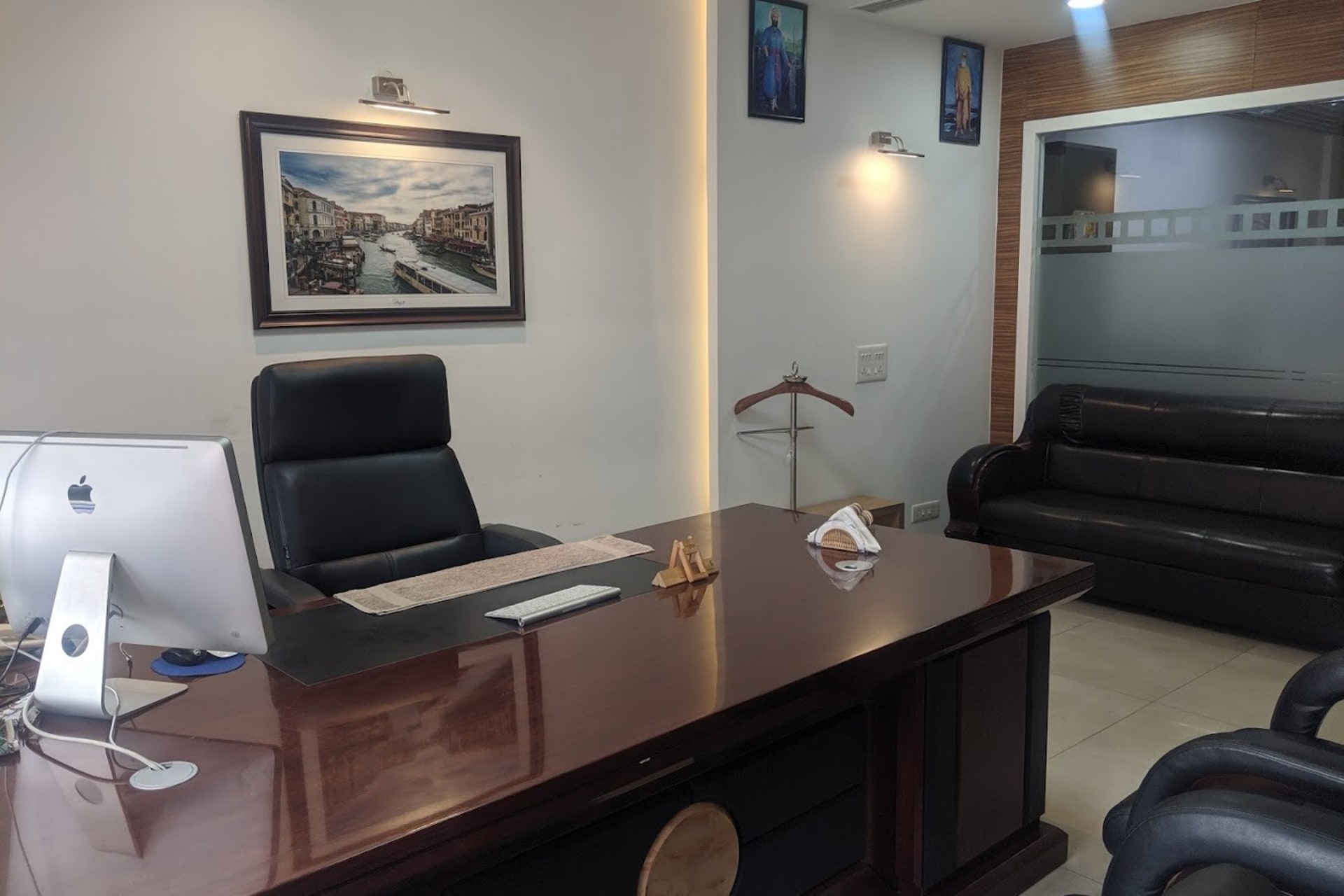 Kaza Business Centre - coworking space