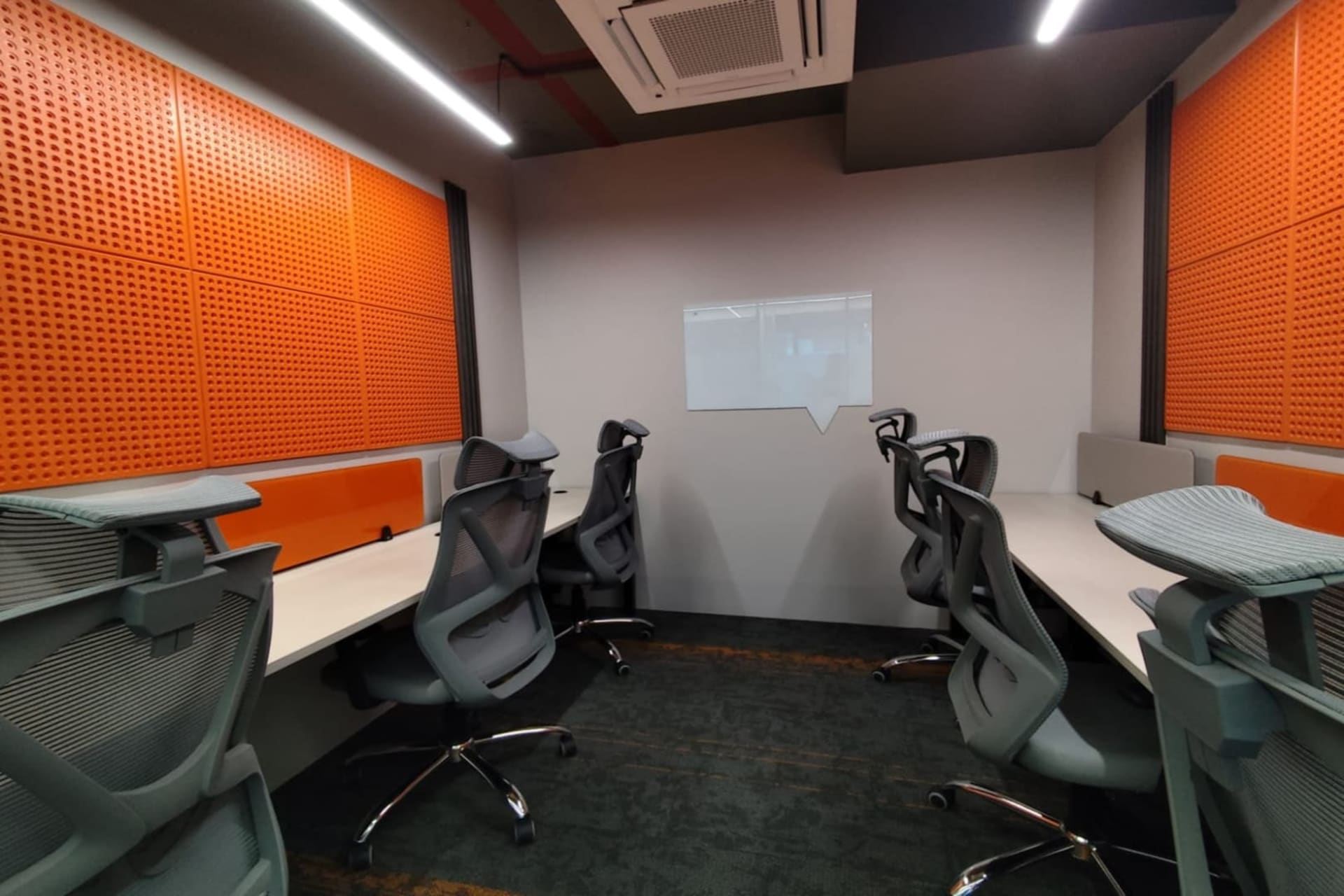 Kodesk Coworking - coworking space