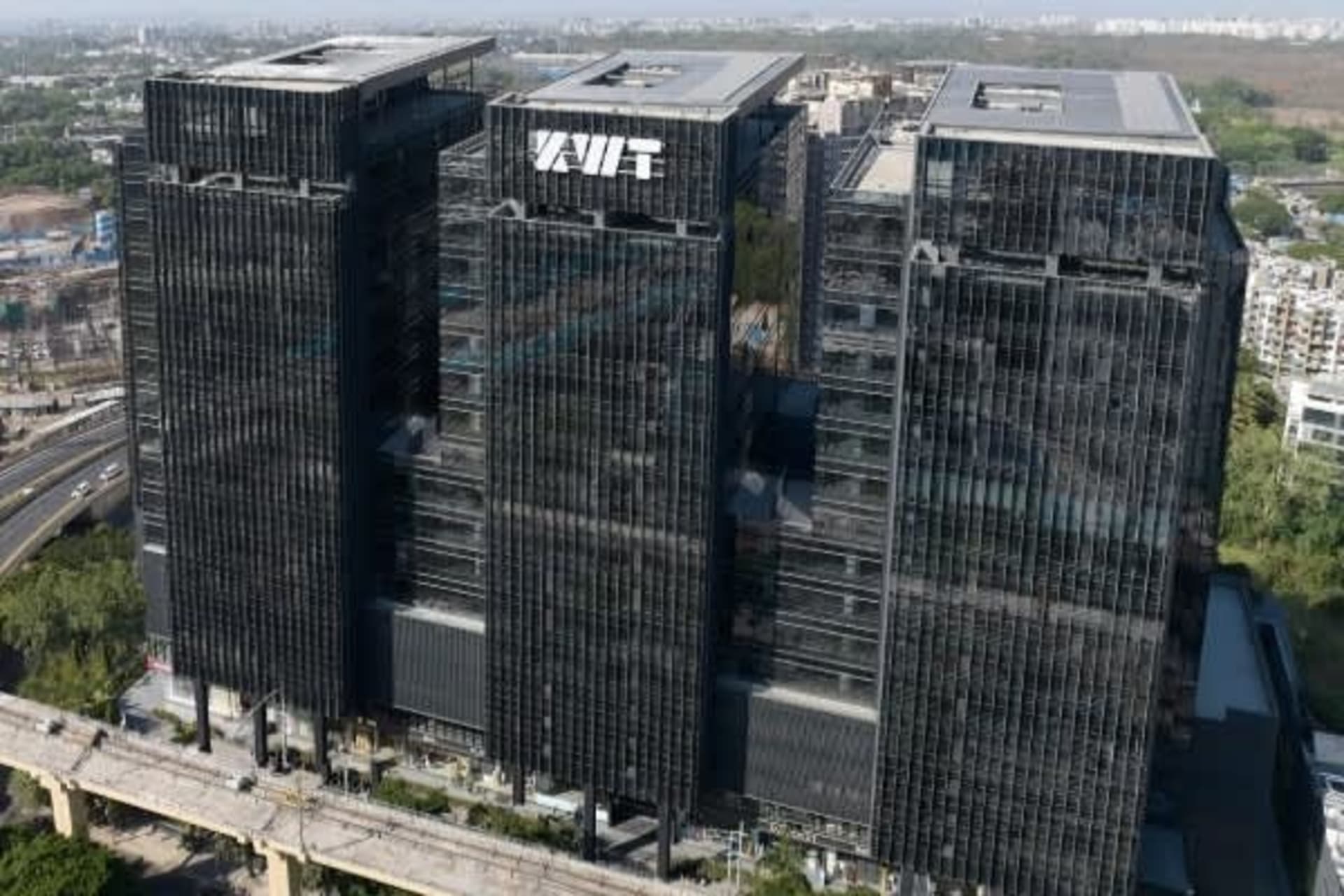 Kohinoor World Towers - Tower 3 - coworking space