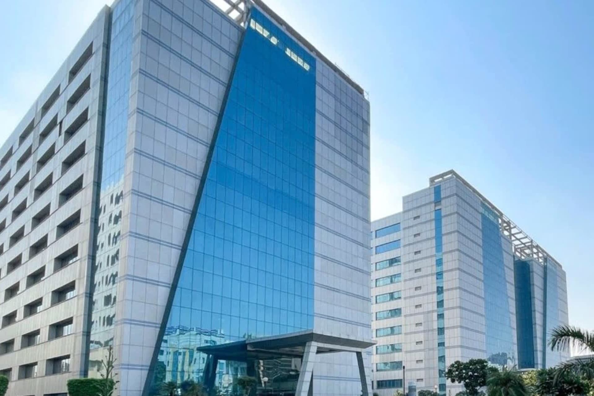 Logix Cyber Park - office leasing