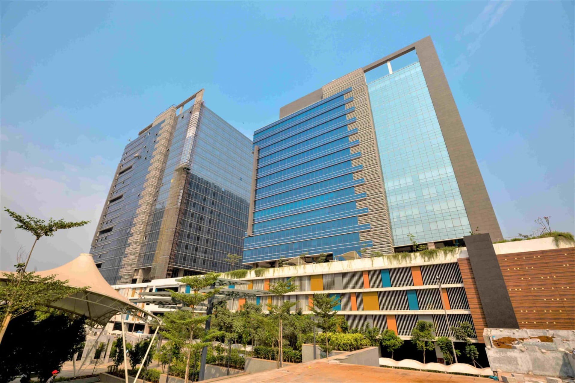Loma IT Park (Q parc Aurum) Q1 - coworking space