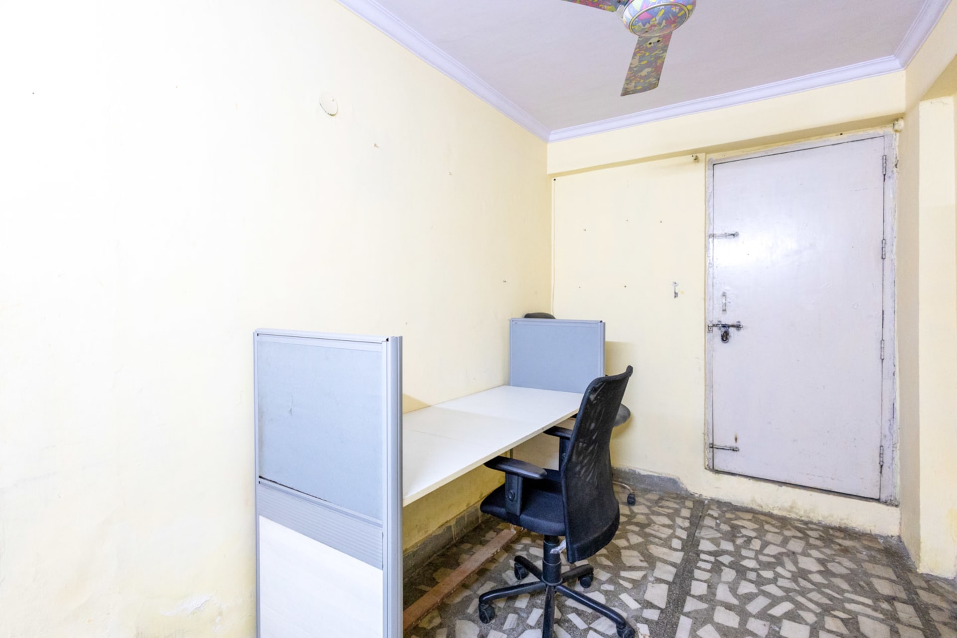 Looper Co-Work Space - coworking