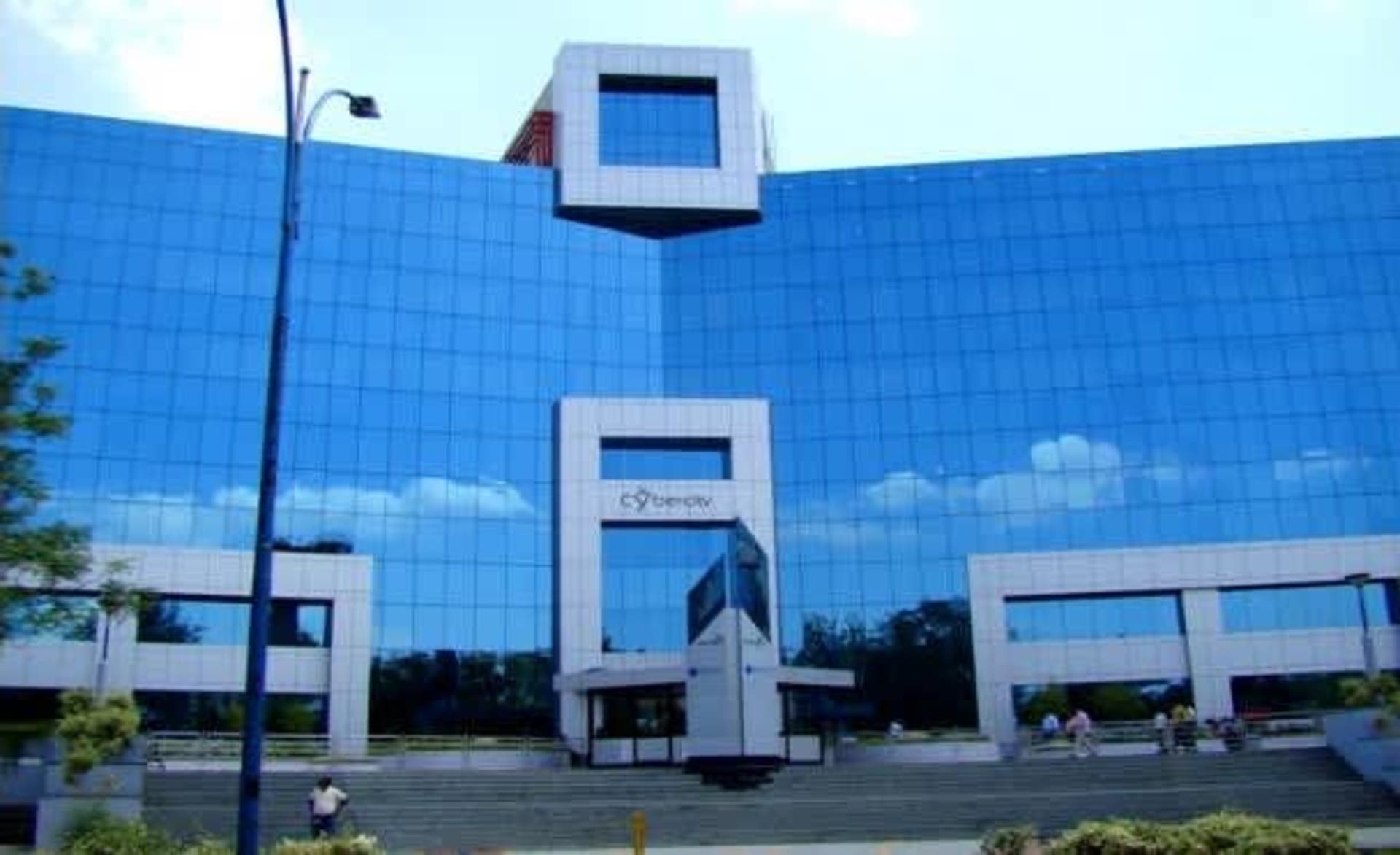 Magarpatta Cyber City - Tower 2 private space in Hadapsar, Pune