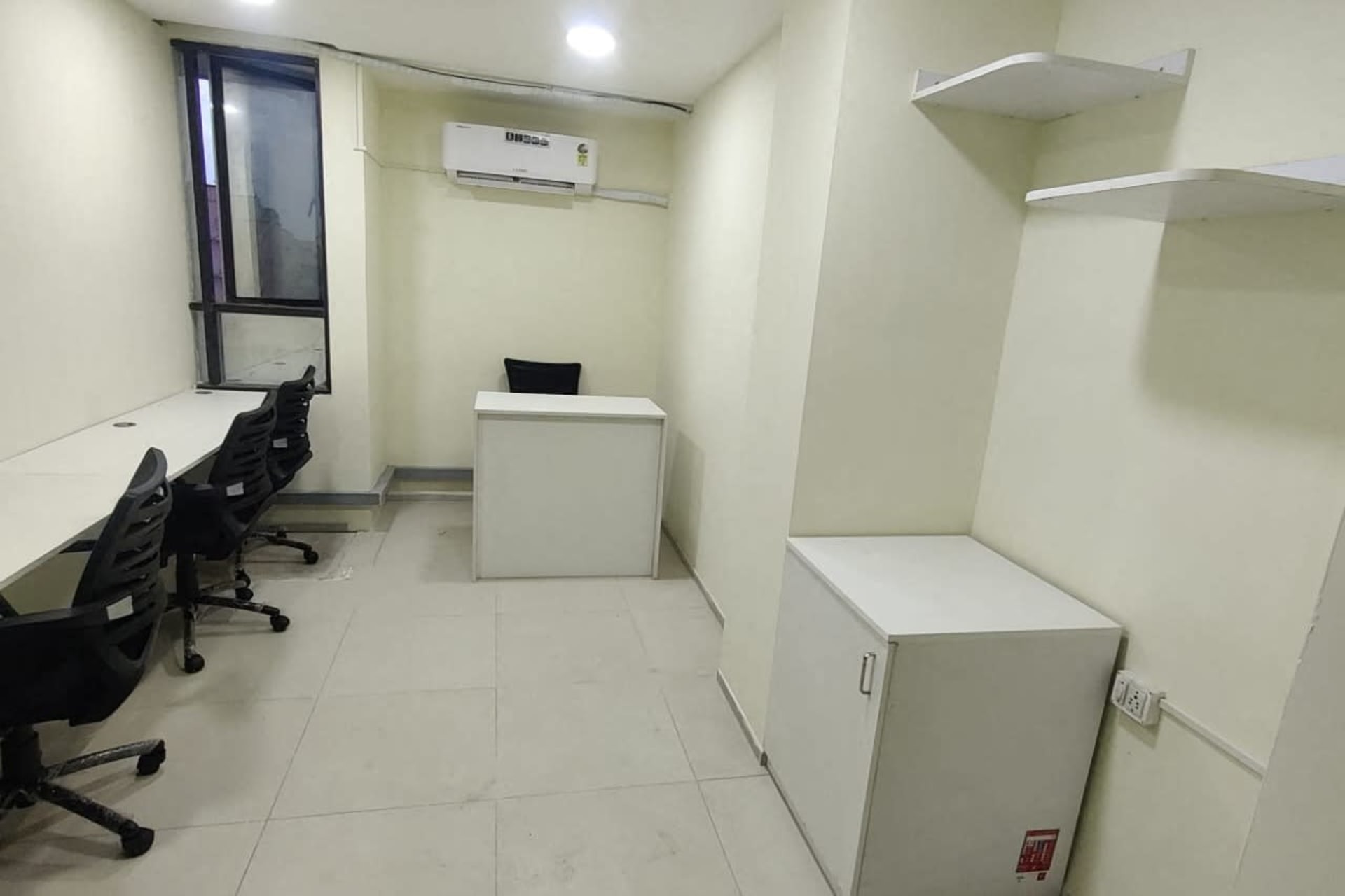 Mikro Grafeio coworking space in West Thillai Nagar, Trichy