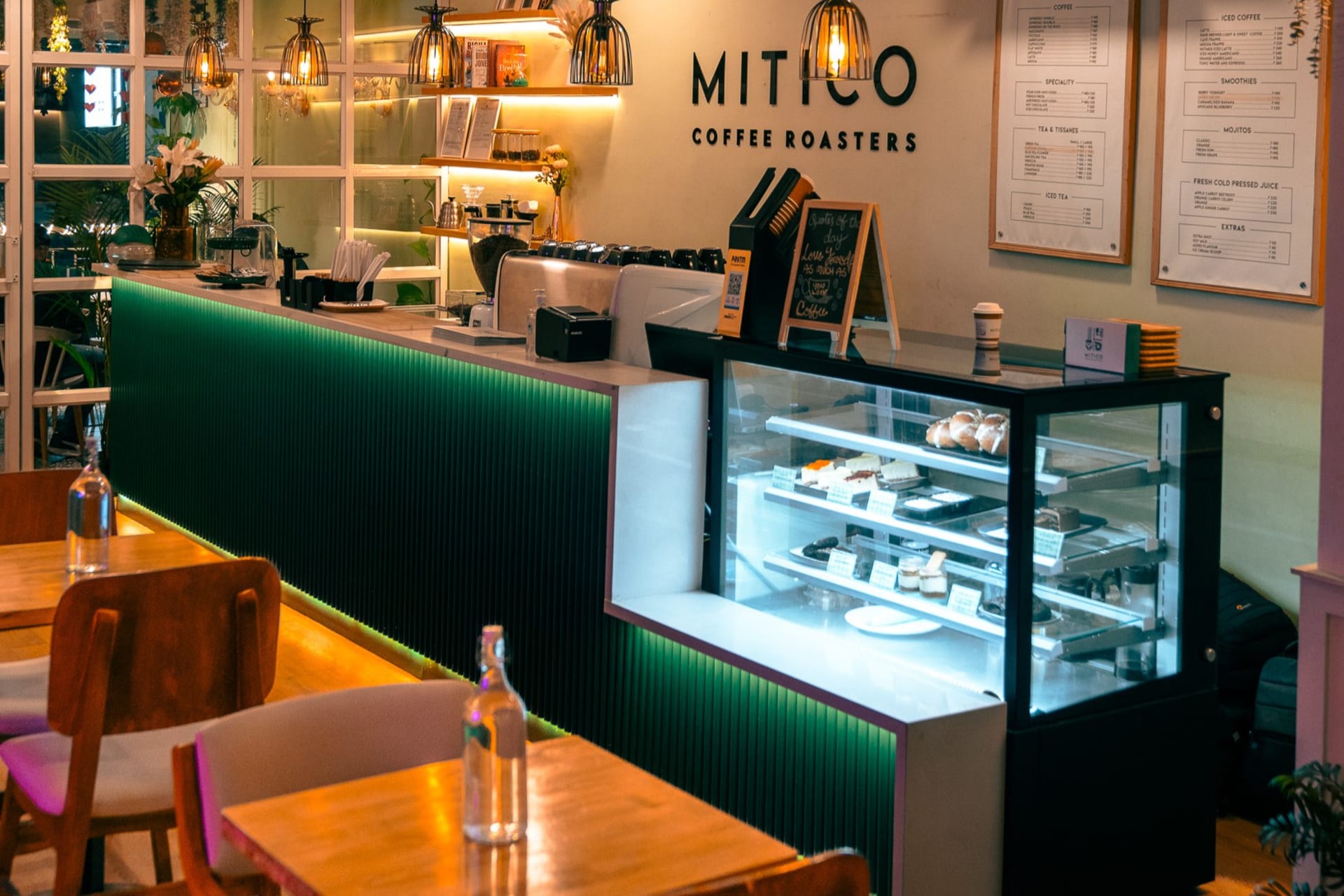 Mitico Coffee Roasters - day pass