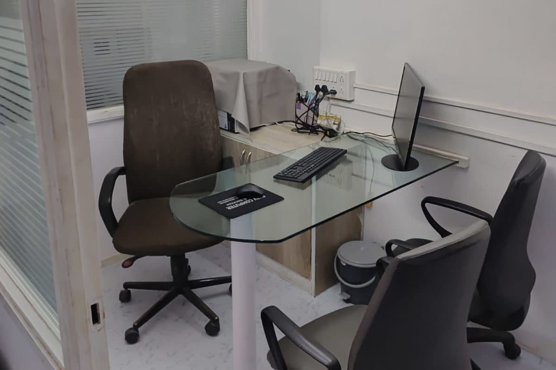 MY SMALL BUT SWEET OFFICE - coworking space