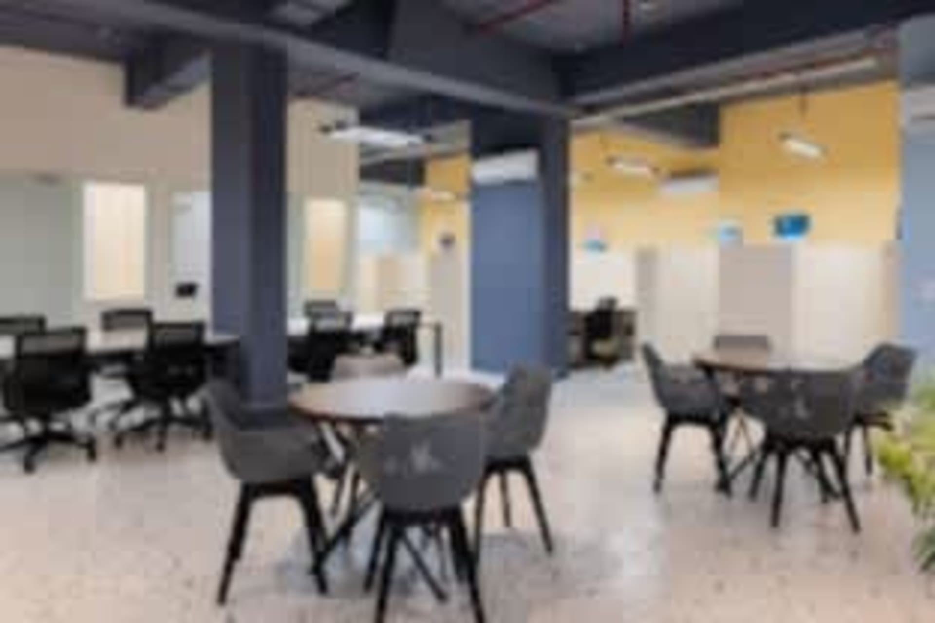 Citi Plaza day pass in Patti Mehar