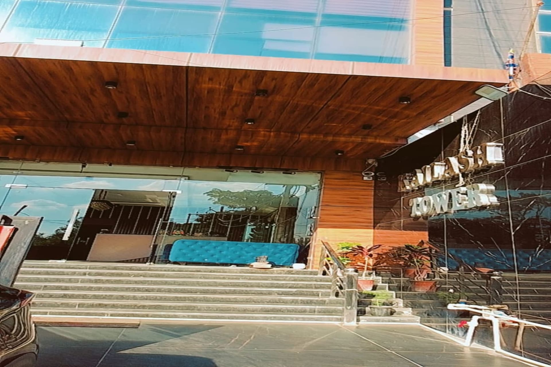 Natrajproperties KAILASH TOWER - coworking space in Industrial Area, Mohali