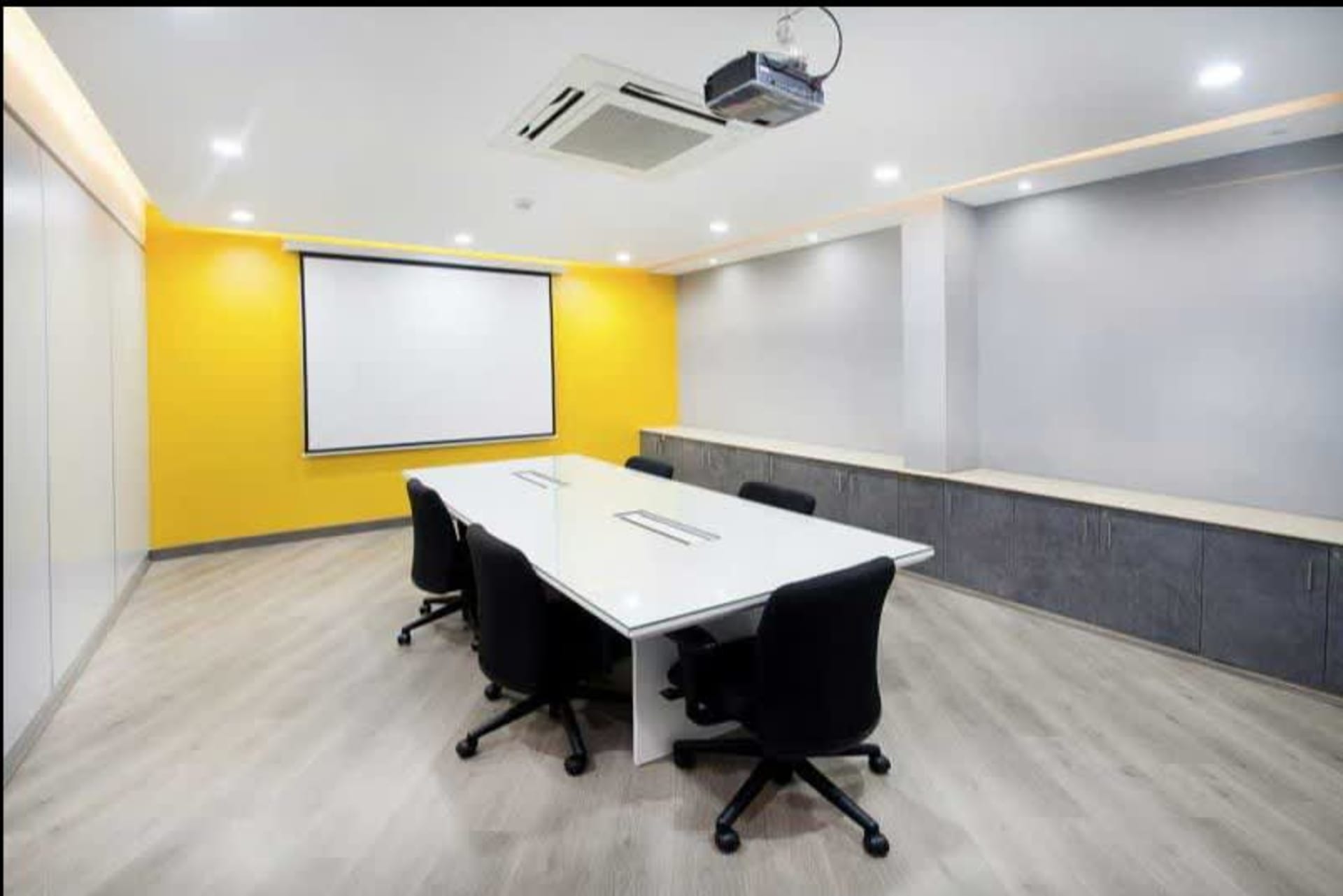 Novel Office Novel Office Central