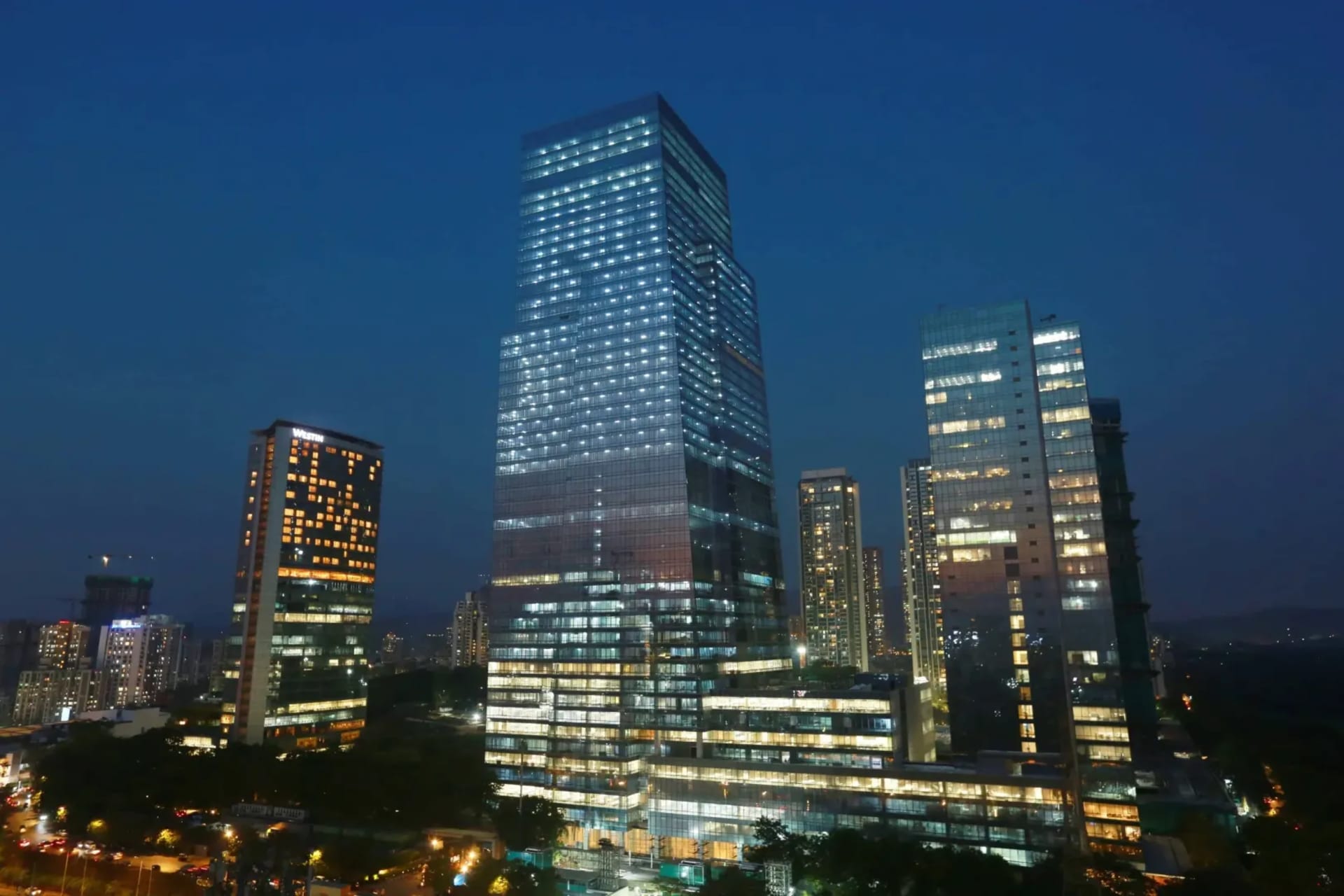 Oberoi Commerz III - coworking space