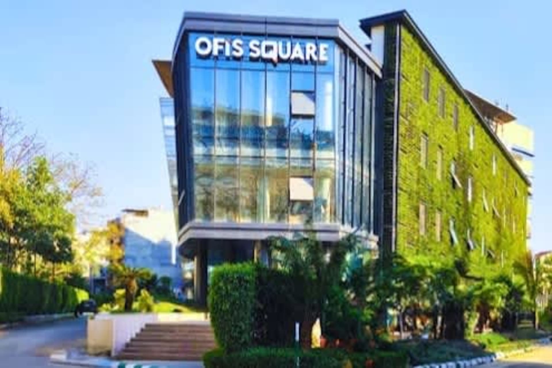 Ofis Square - day pass