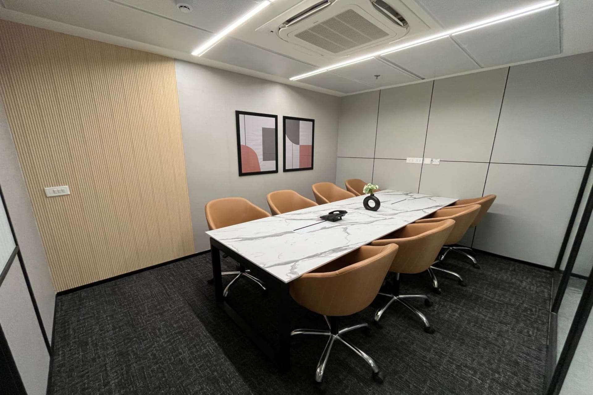 Ofis Square - day pass