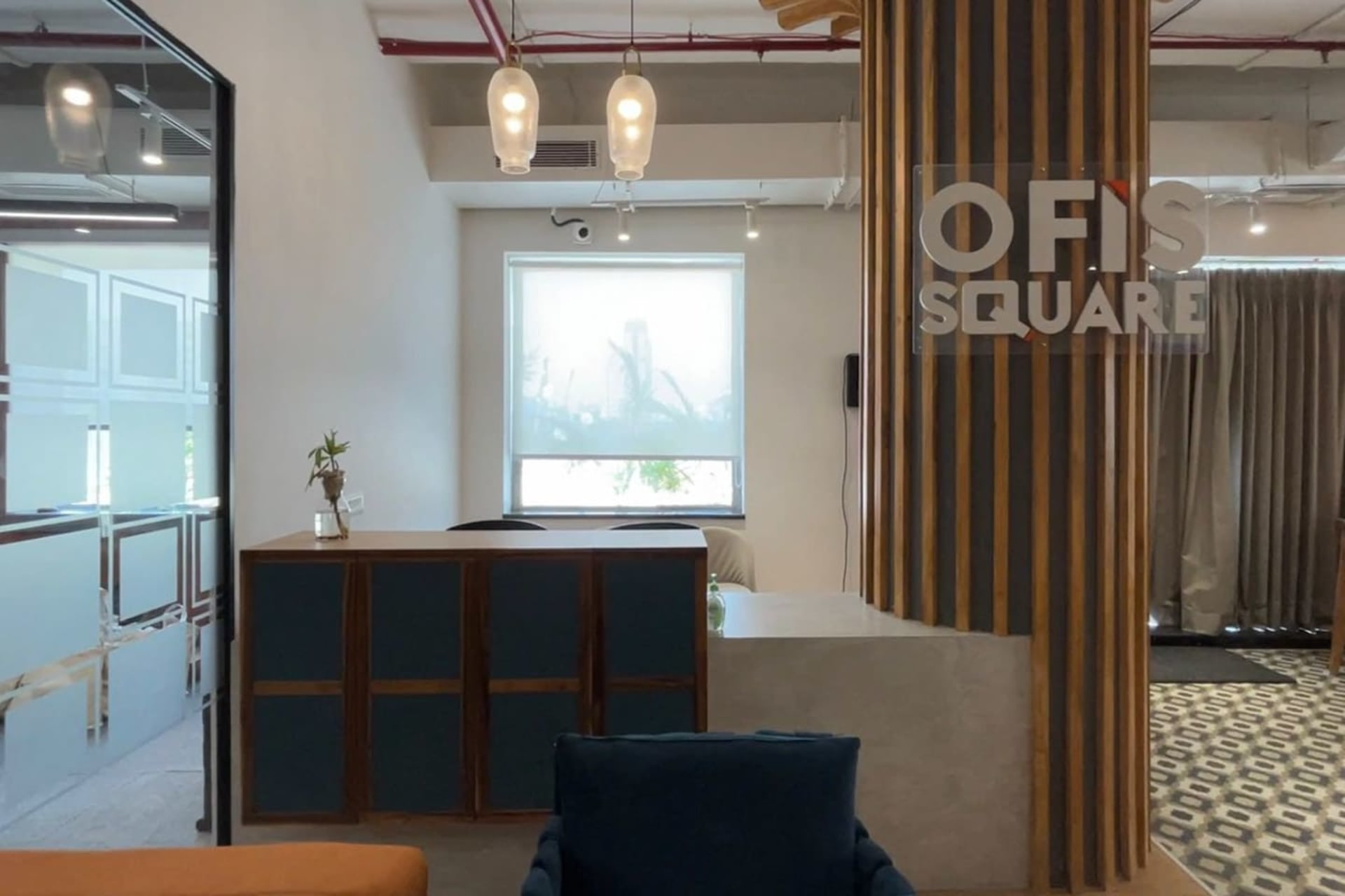 Ofis Square Vatika Business Park
