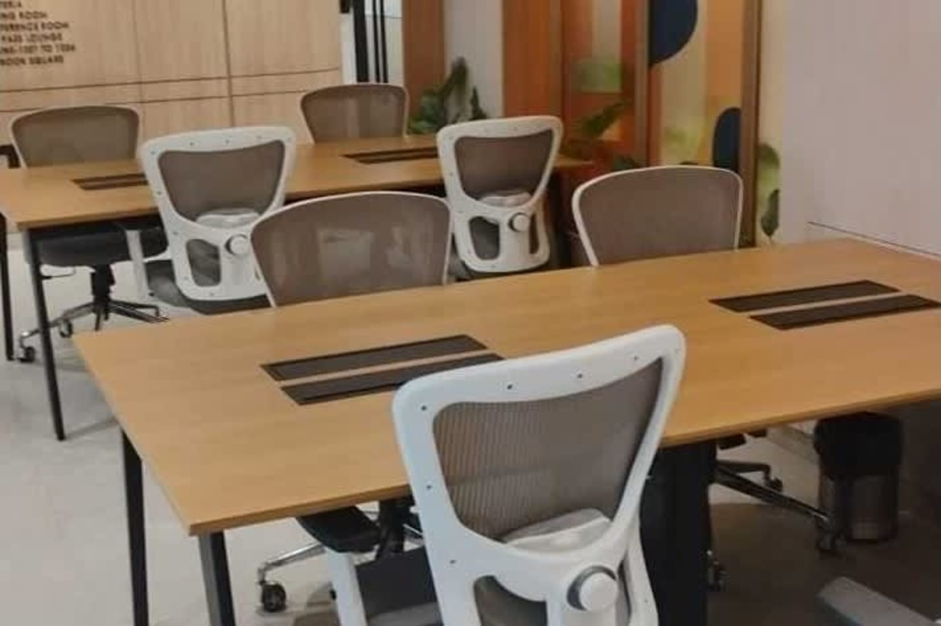 Ofis Square - flexi-desk