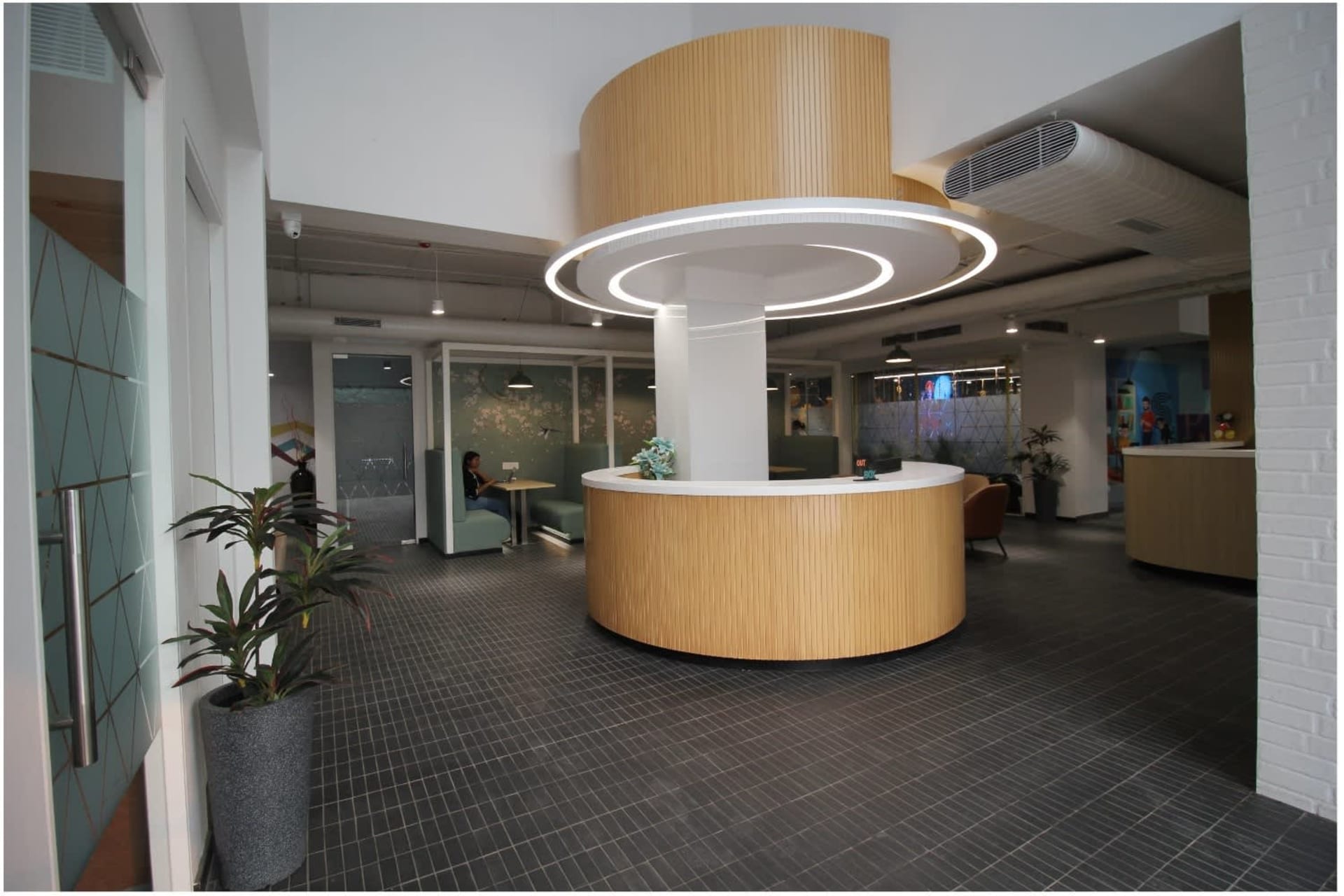 Managed office space in Udyog Vihar, Gurgaon