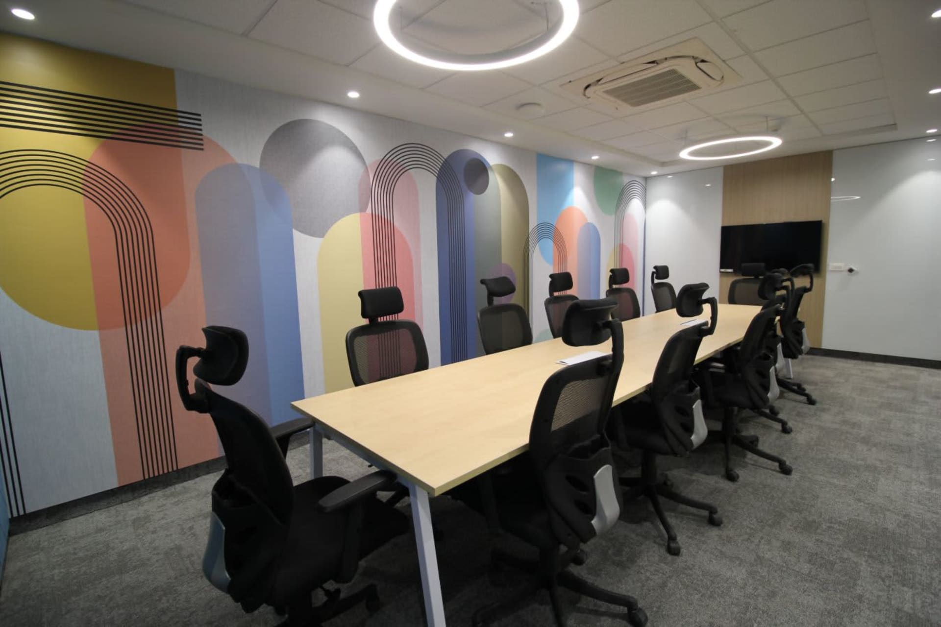 Onward Workspace conference rooms in Udyog Vihar, Gurgaon