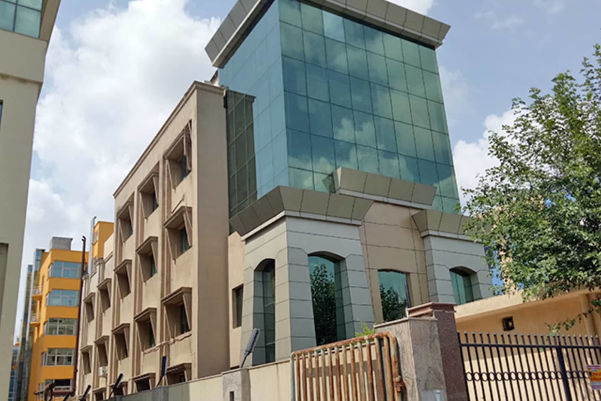 Plot No 105 - office leasing