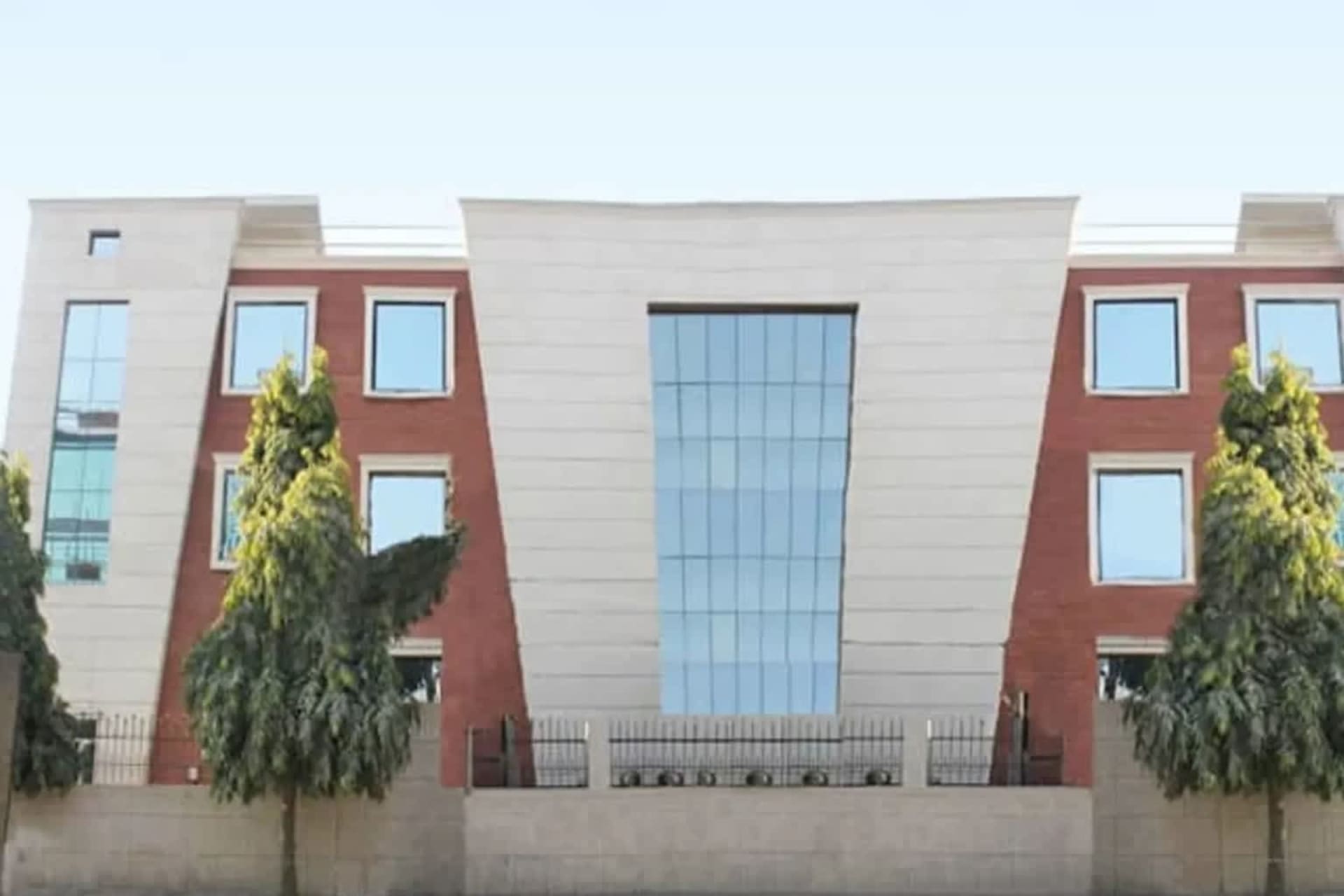 Plot No 695-696 UV-5 - office leasing