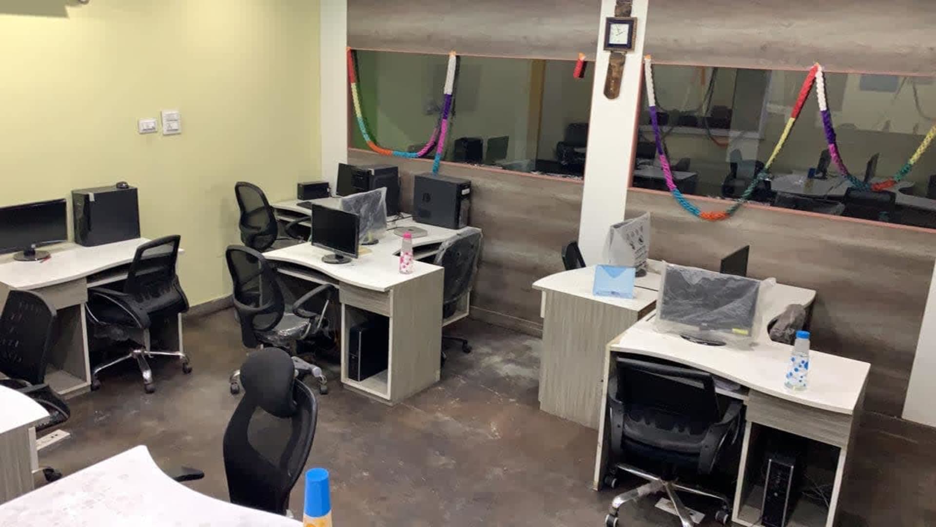 best office space in Mohan Cooperative Industrial Estate, Delhi
