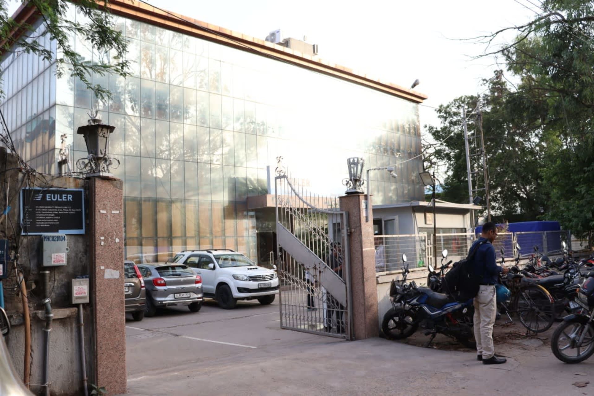 Plot No. A-39 private space in Mohan Cooperative Industrial Estate, Delhi