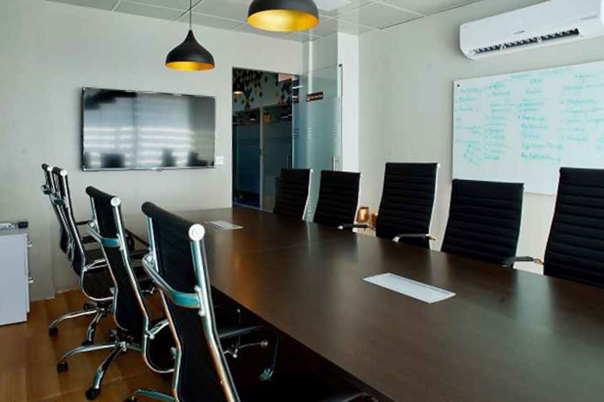 Pocket Spaces GLOBAL BUSINESS HUB