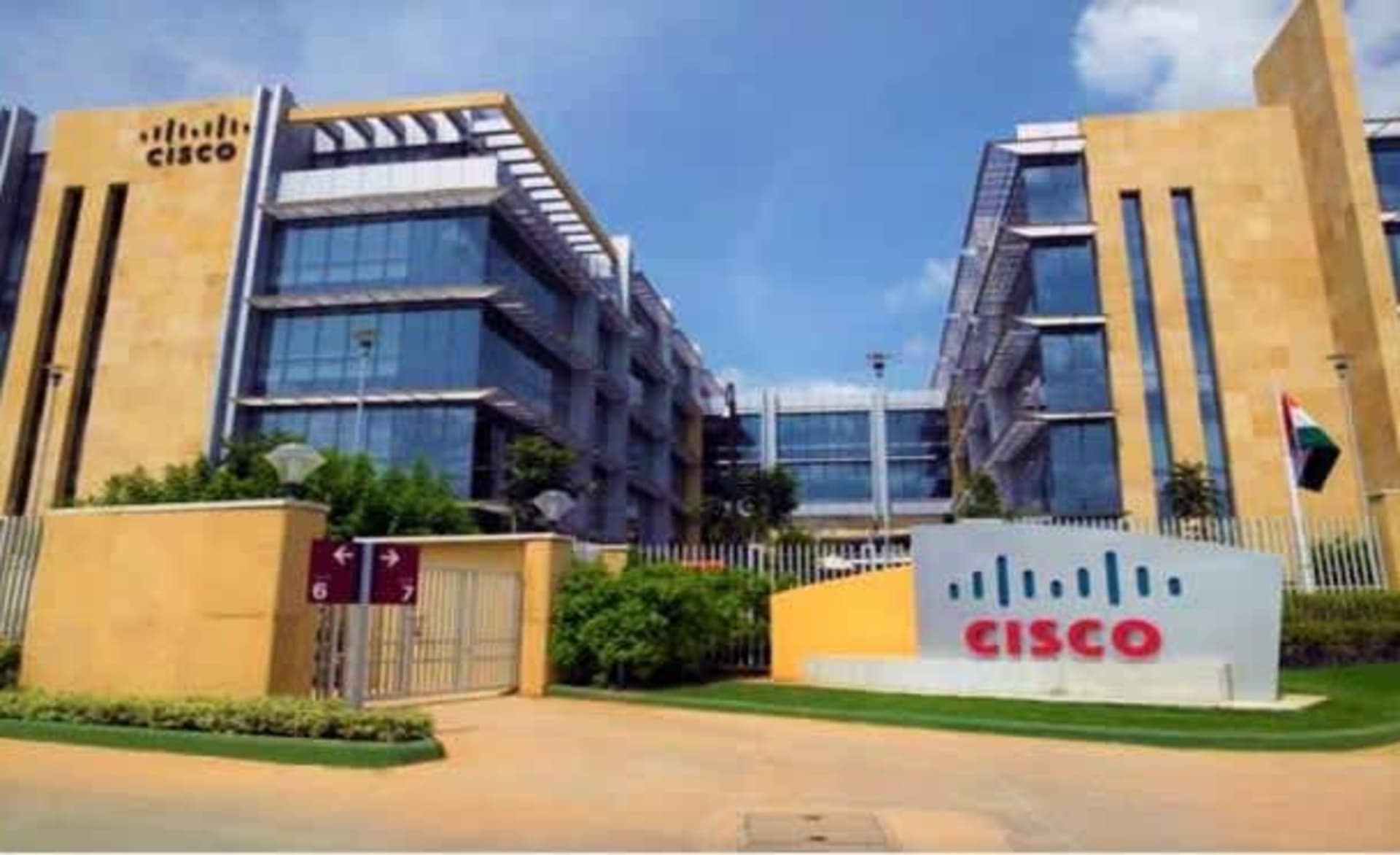 Prestige Cessna Block 7 private space in Bellandur, Bangalore