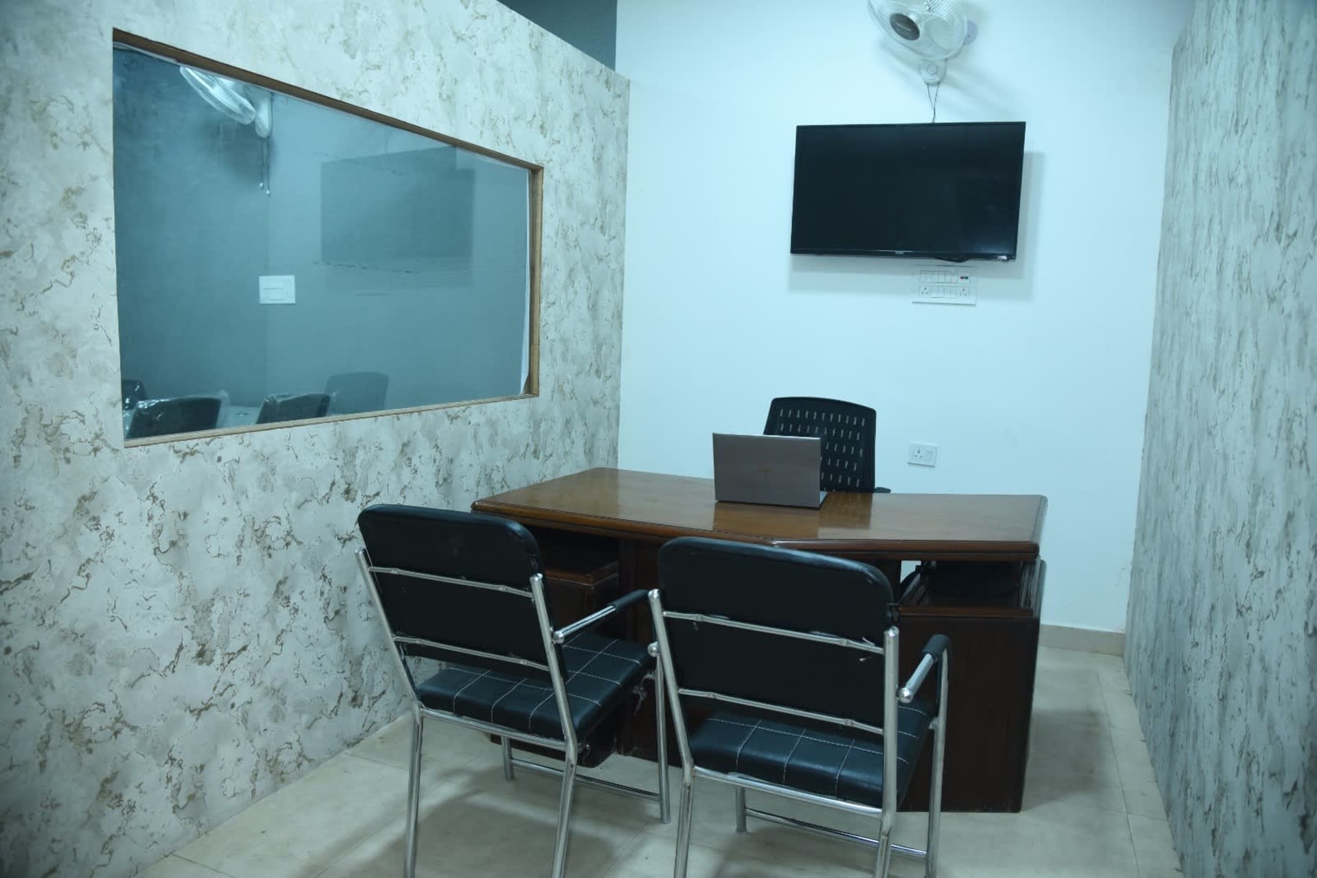 Qubicle Coworking coworking space in Trikuta Nagar, Jammu