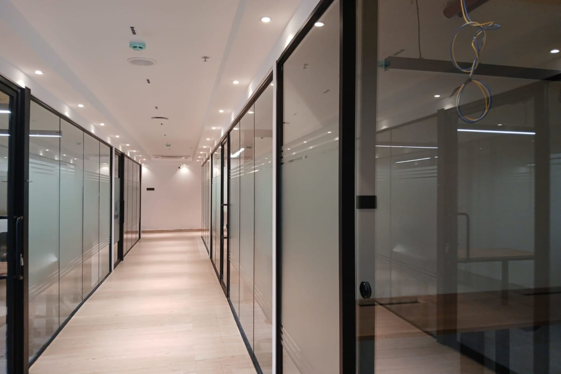 QuickStart Coworking - coworking space